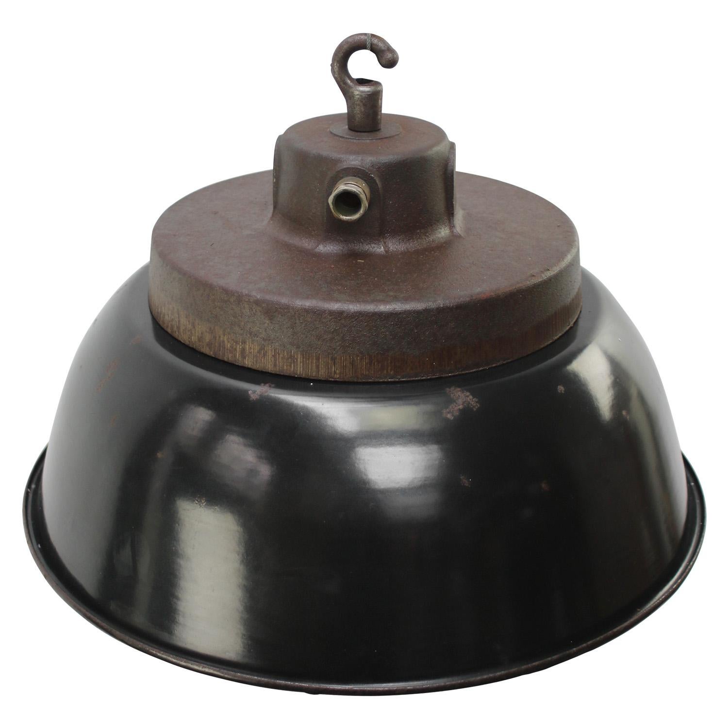 Factory hanging lamp
black enamel white interior
cast iron top

Weight 5.60 kg / 12.3 lb

Priced per individual item. All lamps have been made suitable by international standards for incandescent light bulbs, energy-efficient and LED bulbs. E26/E27