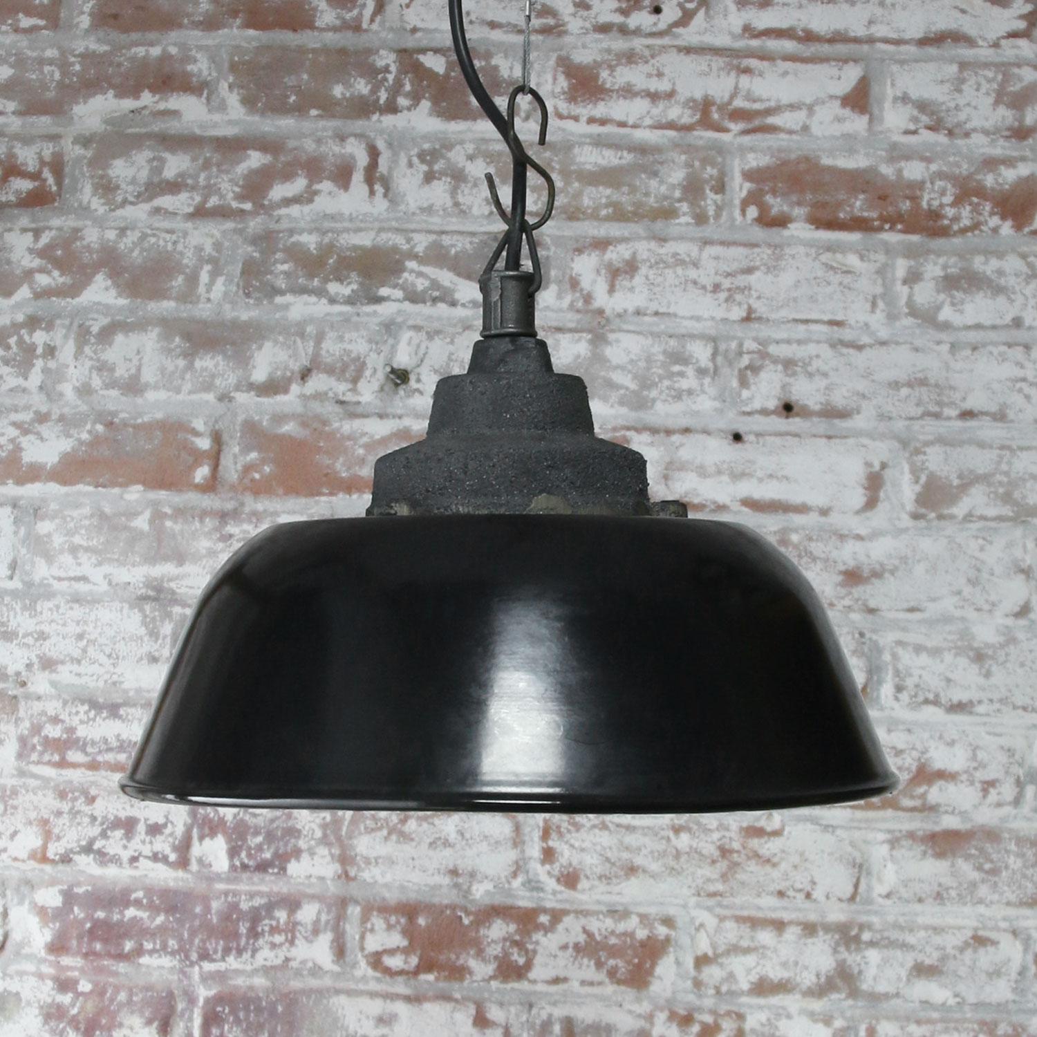 Black Enamel Vintage Industrial Cast Iron Factory Pendant Light In Good Condition In Amsterdam, NL