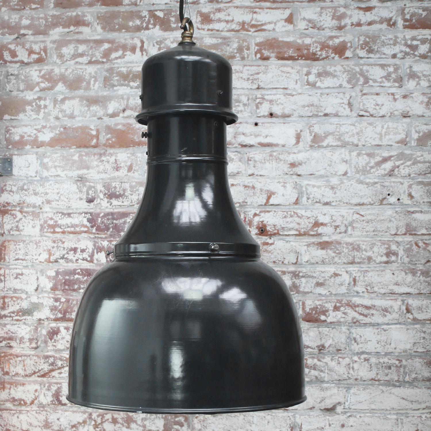 Black Enamel Vintage Industrial Factory Pendant Light In Good Condition For Sale In Amsterdam, NL
