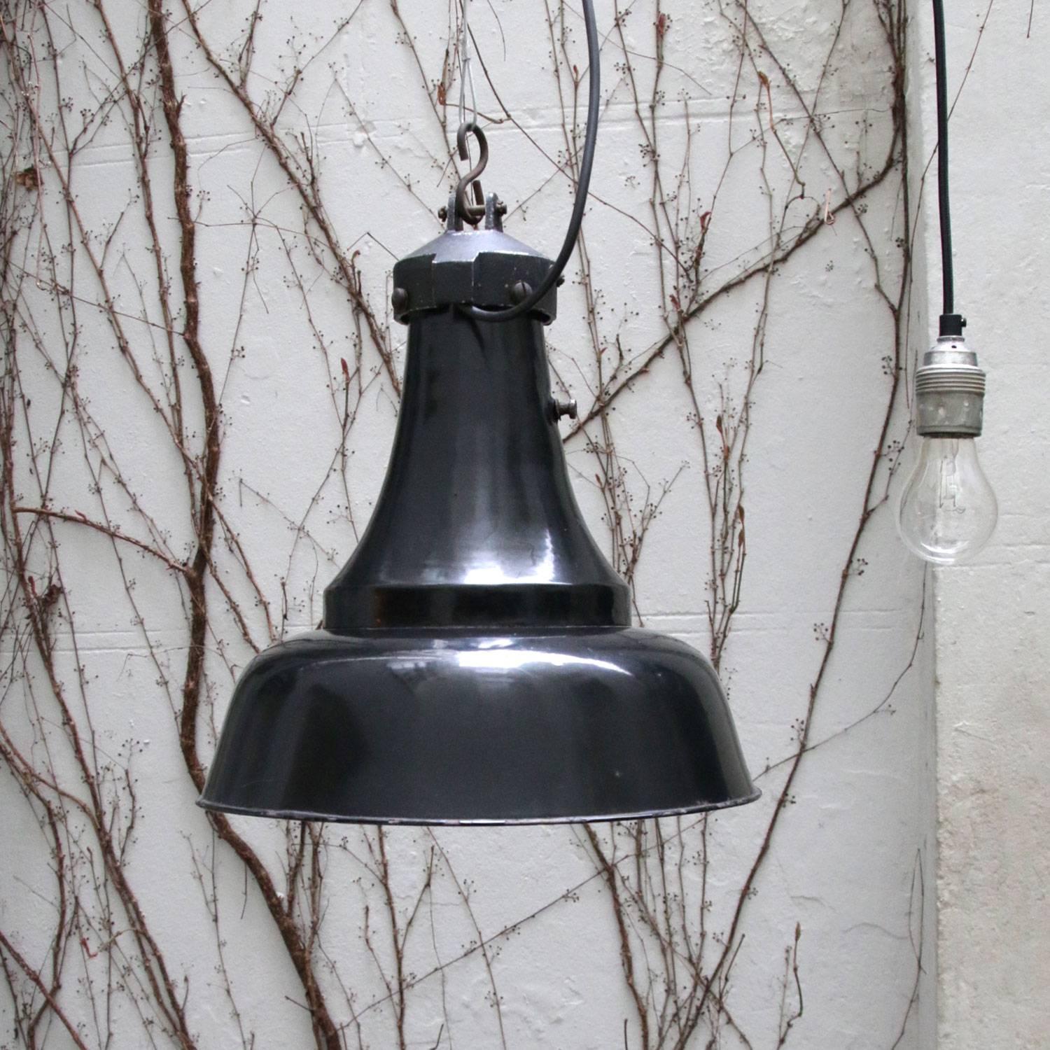 Black Enamel Vintage Industrial Factory Pendants 1930s (2x) In Good Condition In Amsterdam, NL