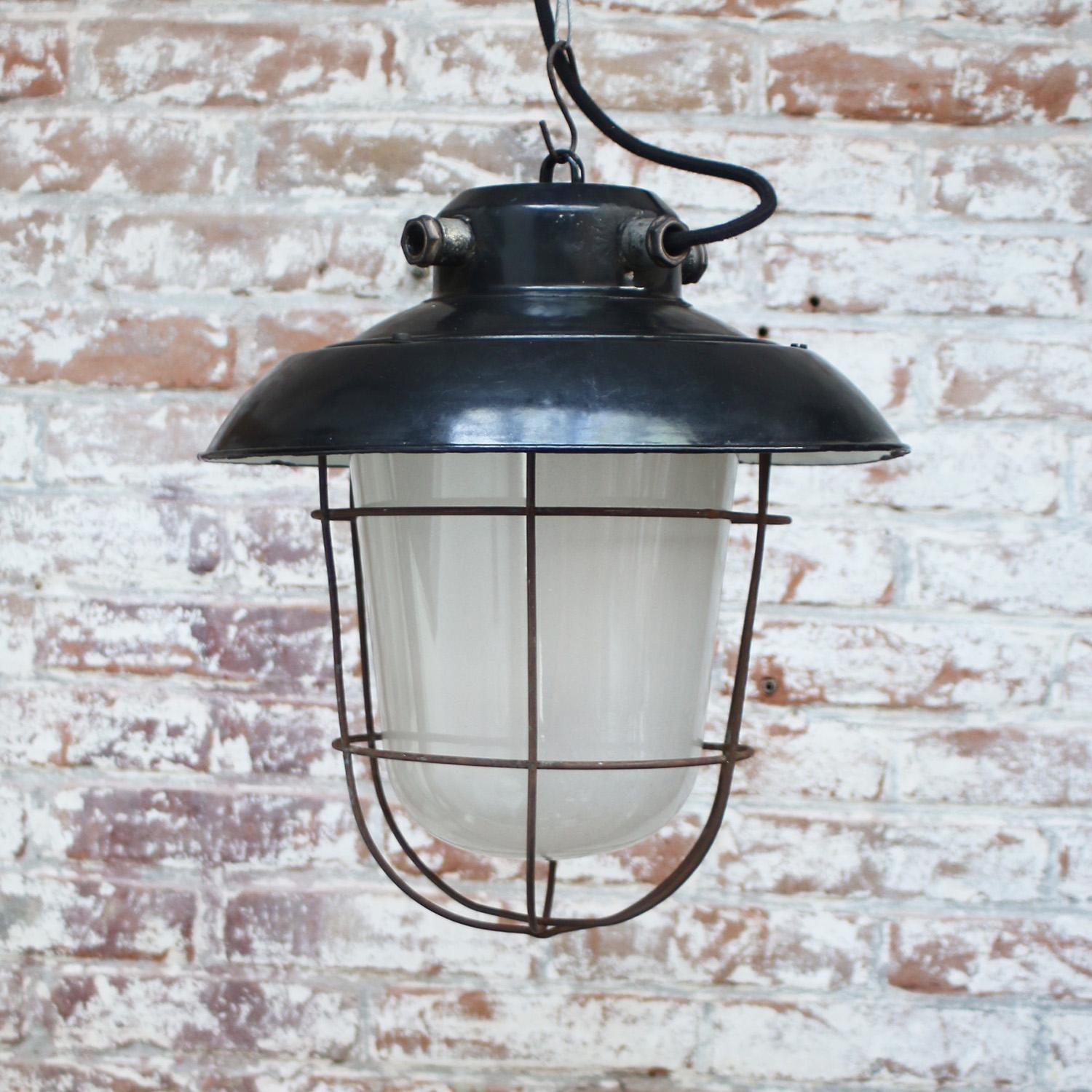 Black Enamel Vintage Industrial Frosted Glass Pendant Light In Good Condition For Sale In Amsterdam, NL