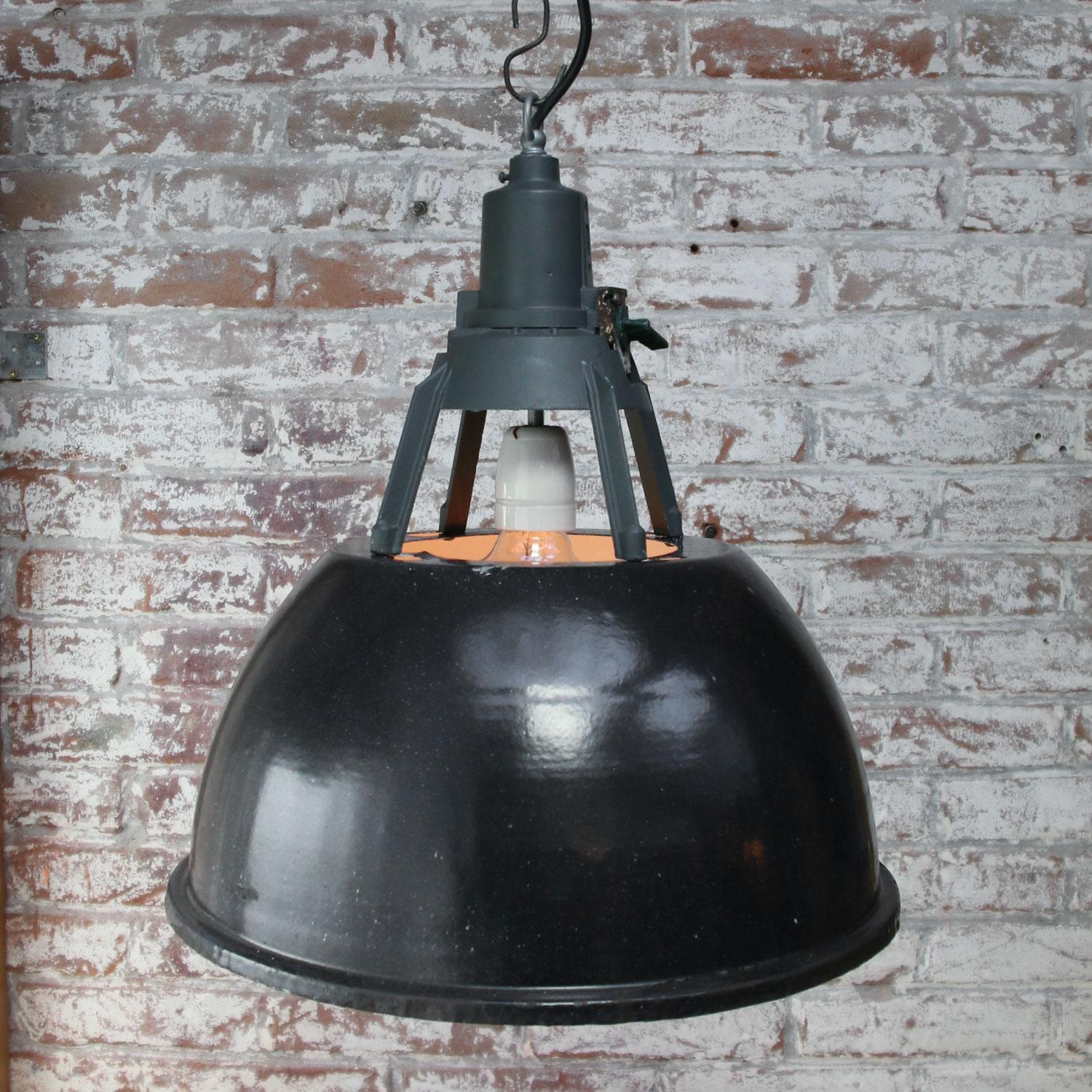 vintage industrial pendant lights