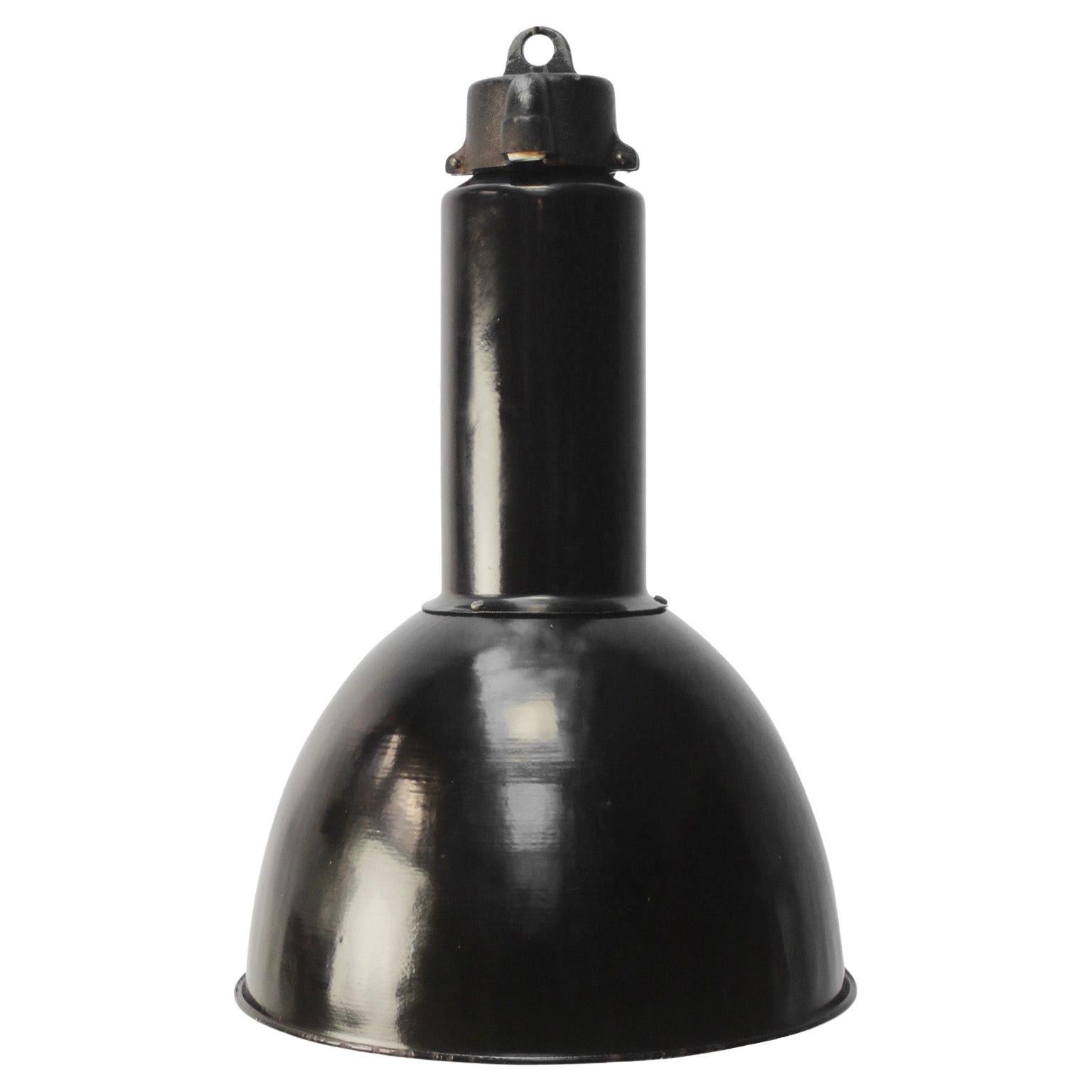 Lámparas colgantes industriales vintage de esmalte negro, años 20