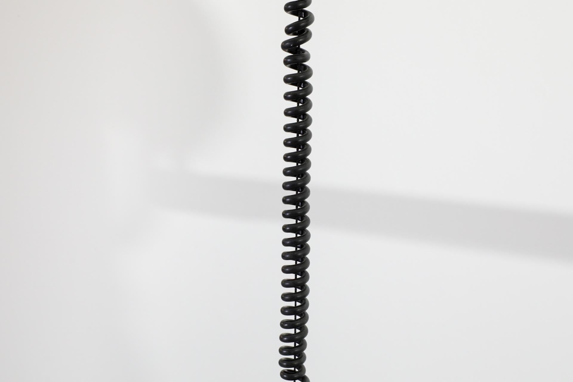 Lampada da soffitto a tubo fluorescente smaltata nera in stile Anders Pehrson di Massive in vendita 3