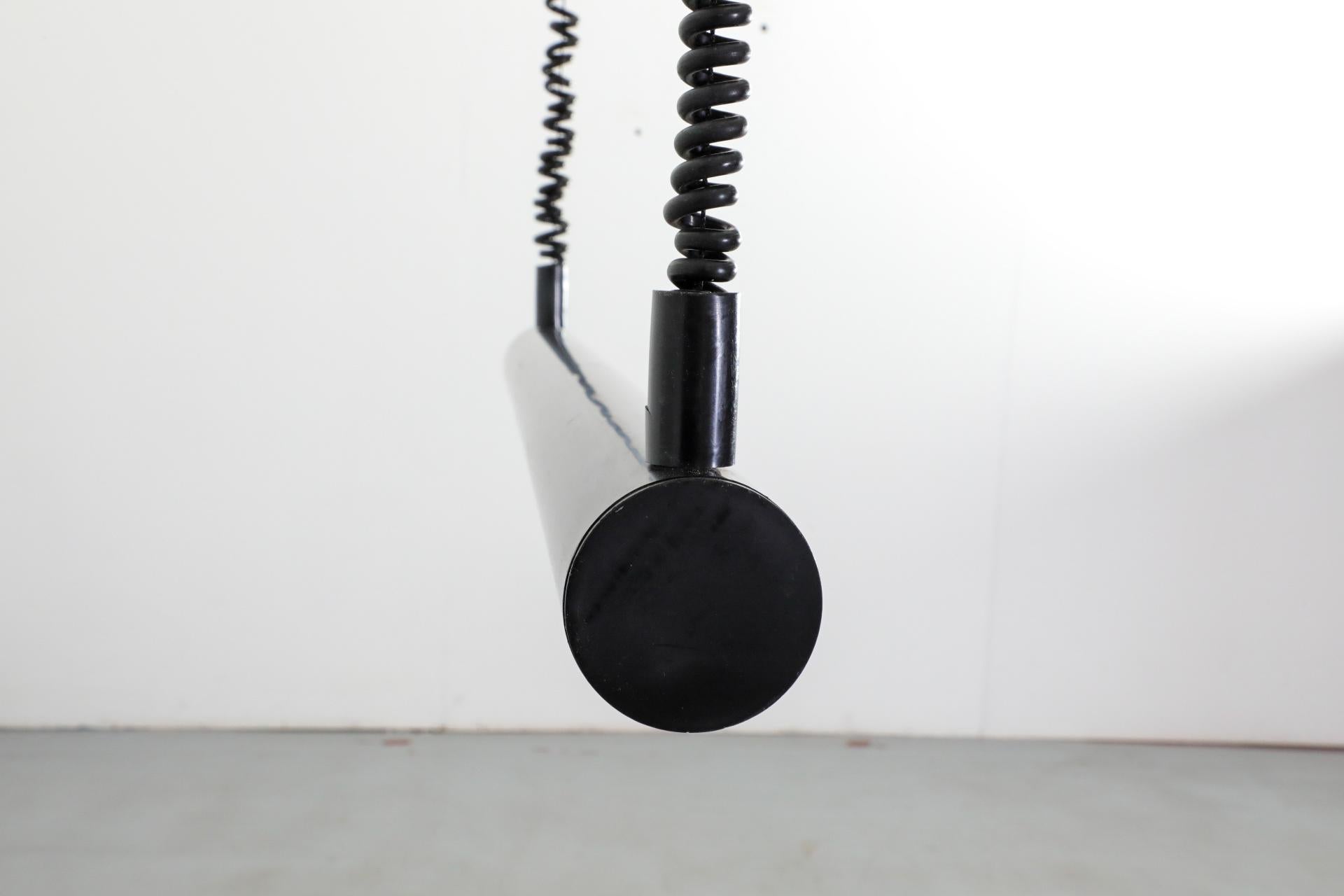 Lampada da soffitto a tubo fluorescente smaltata nera in stile Anders Pehrson di Massive in vendita 11