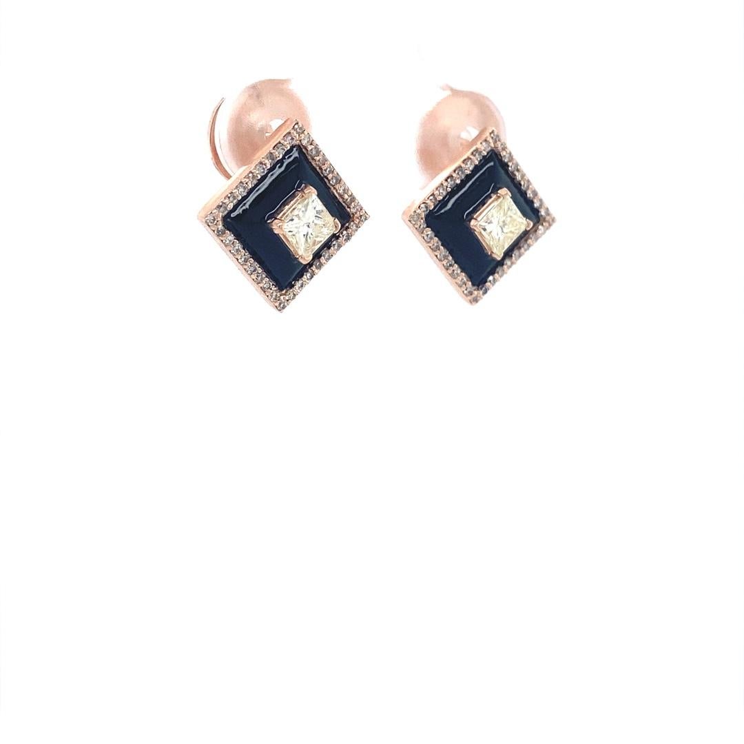Black Enameled Stud Earrings with Princess Diamonds in 18k Solid Gold For Sale 3