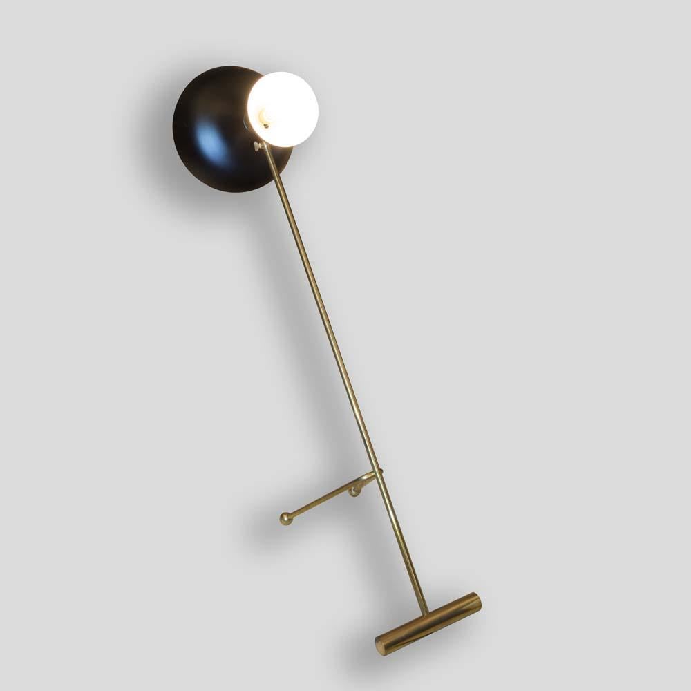 Black Enamelled Movable Metal Shade on Brass Up and Down Desk Lamp, Italian, 60s In Good Condition For Sale In London, GB