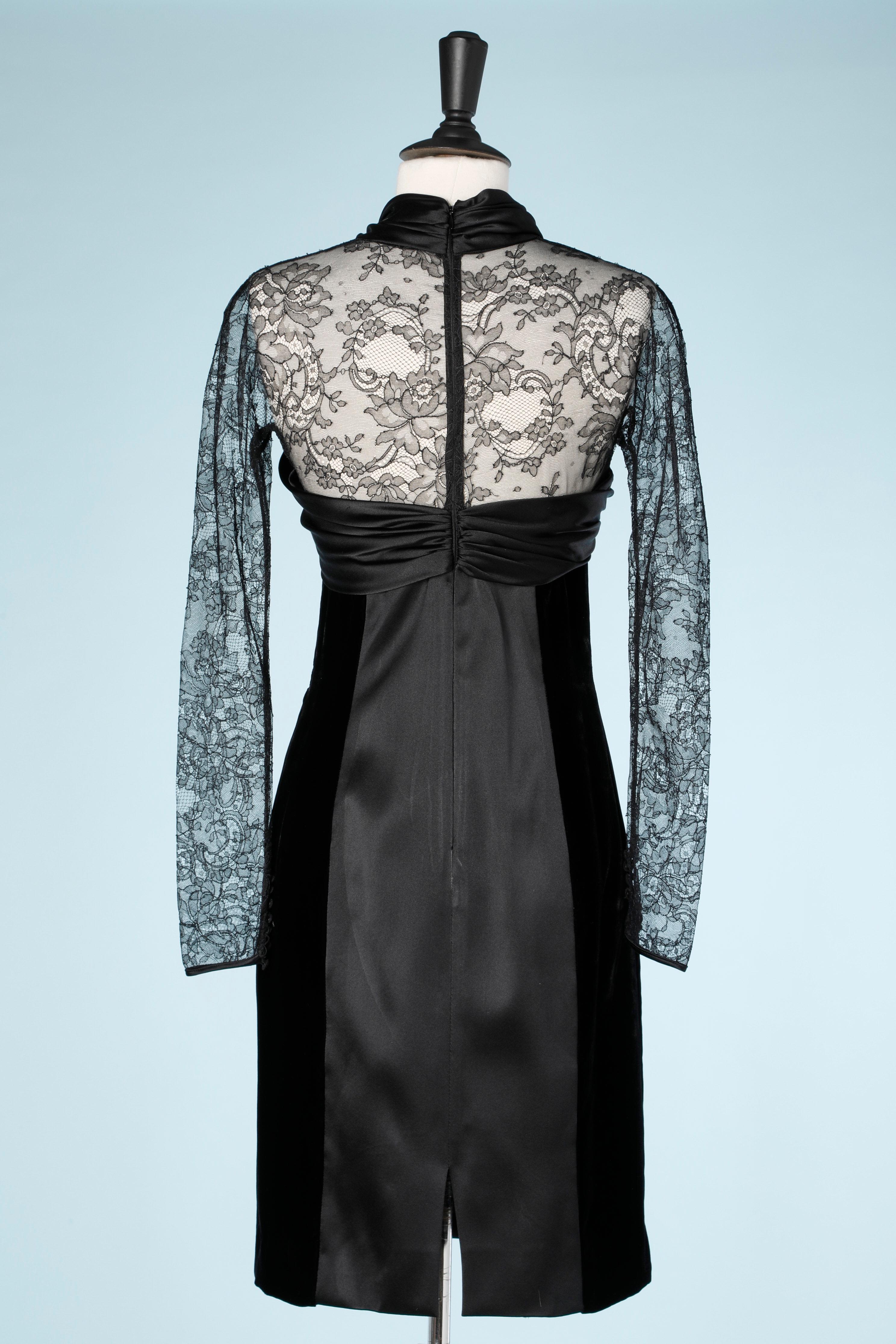 Black evening dress in silk velvet, lace and satin Fontana Couture  For Sale 3