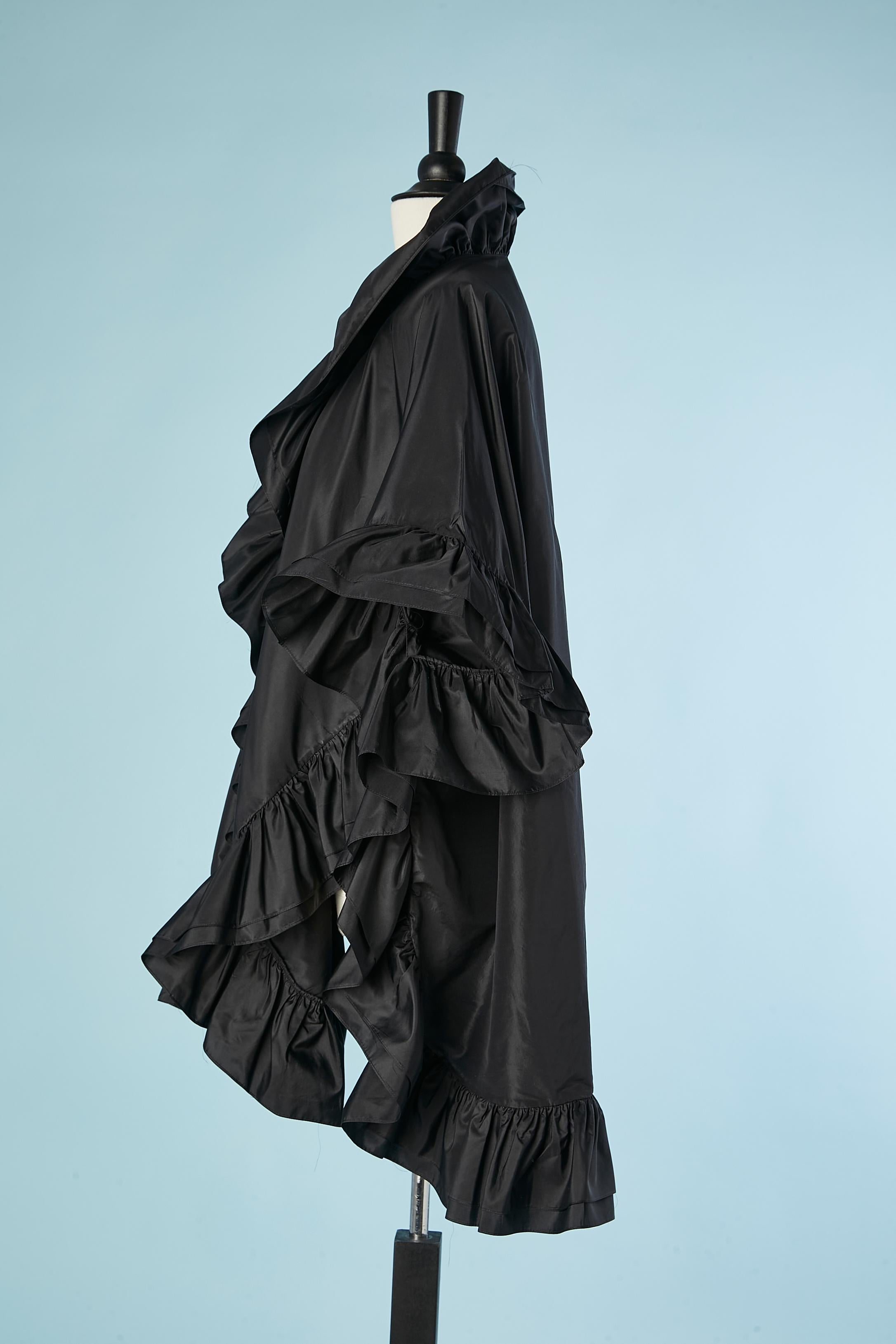 Black evening silk taffetas cape with ruffles Christian Dior Boutique  For Sale 2