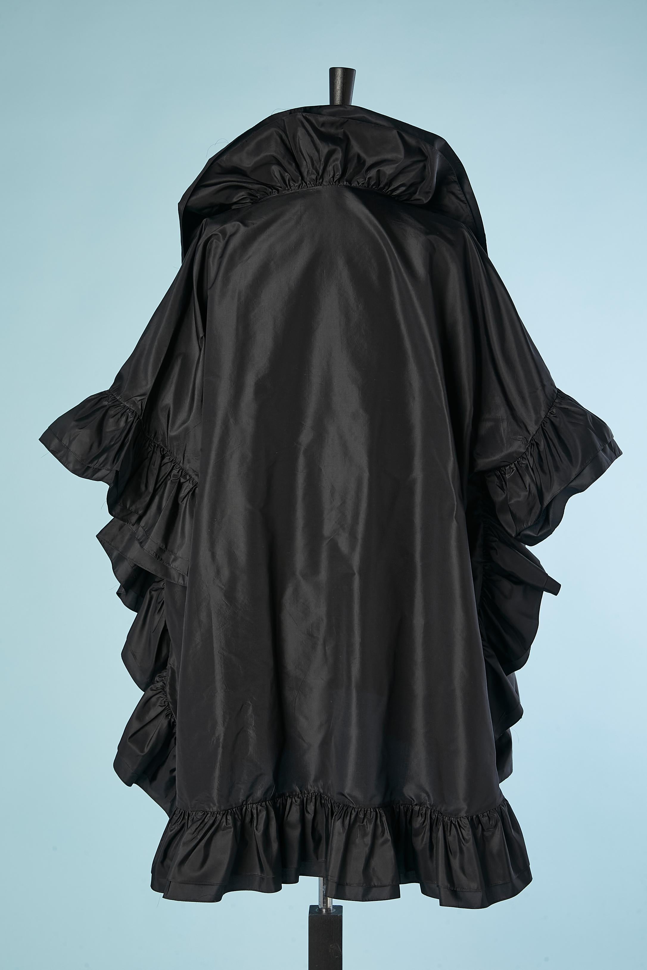 Black evening silk taffetas cape with ruffles Christian Dior Boutique  For Sale 4