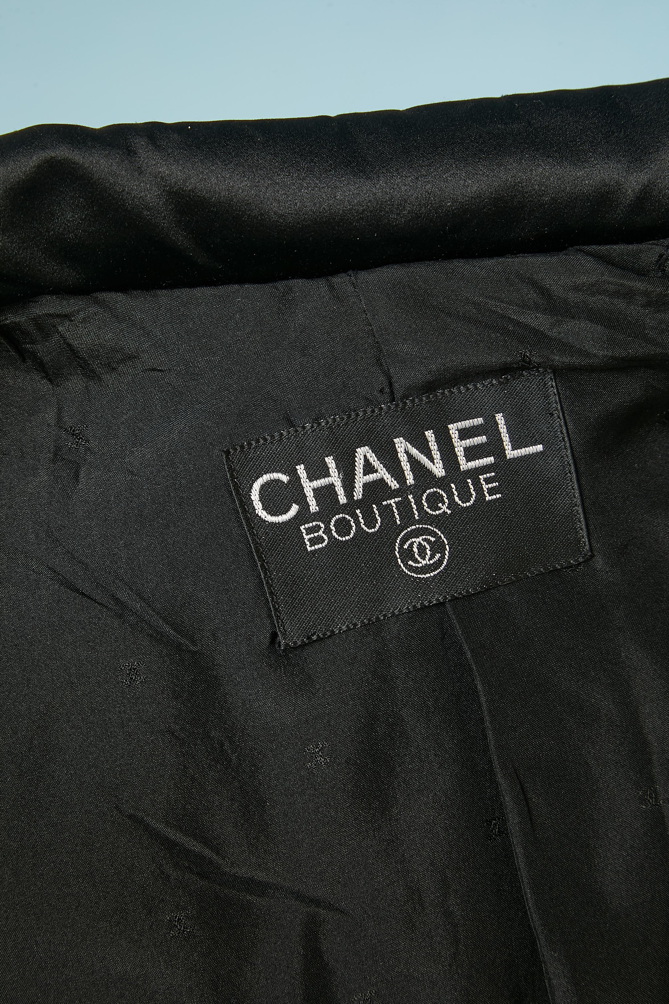 Tailleur jupe de soirée noir en laine et satin Chanel Boutique  en vente 4