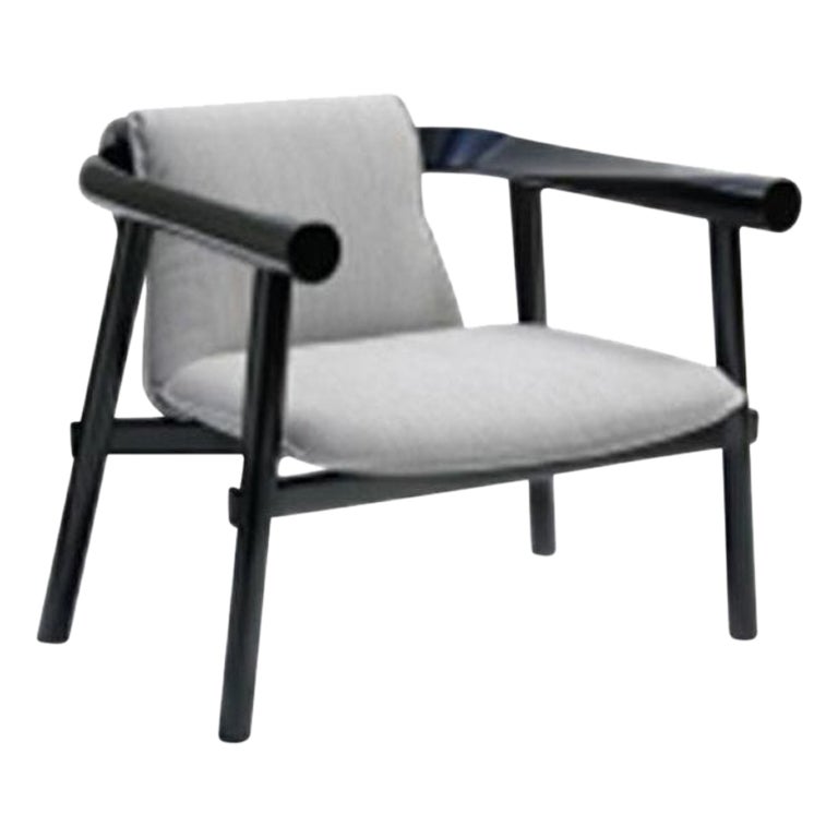 Altay-Sessel mit schwarzem Stoff von Patricia Urquiola im Angebot