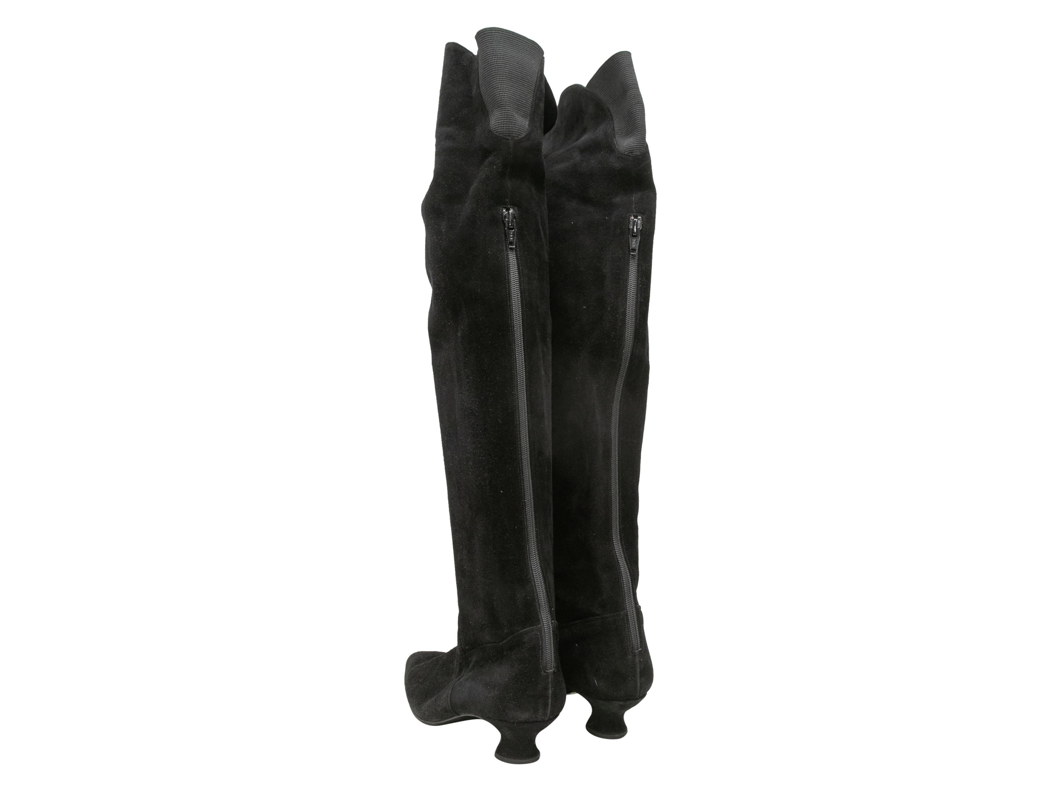 Schwarze Fendi Wildlederstiefel mit spitzer Spitze und hohem Absatz, Größe 7 Damen im Angebot