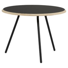 Tavolino Soround in laminato Fenix nero 60 di Nur Design