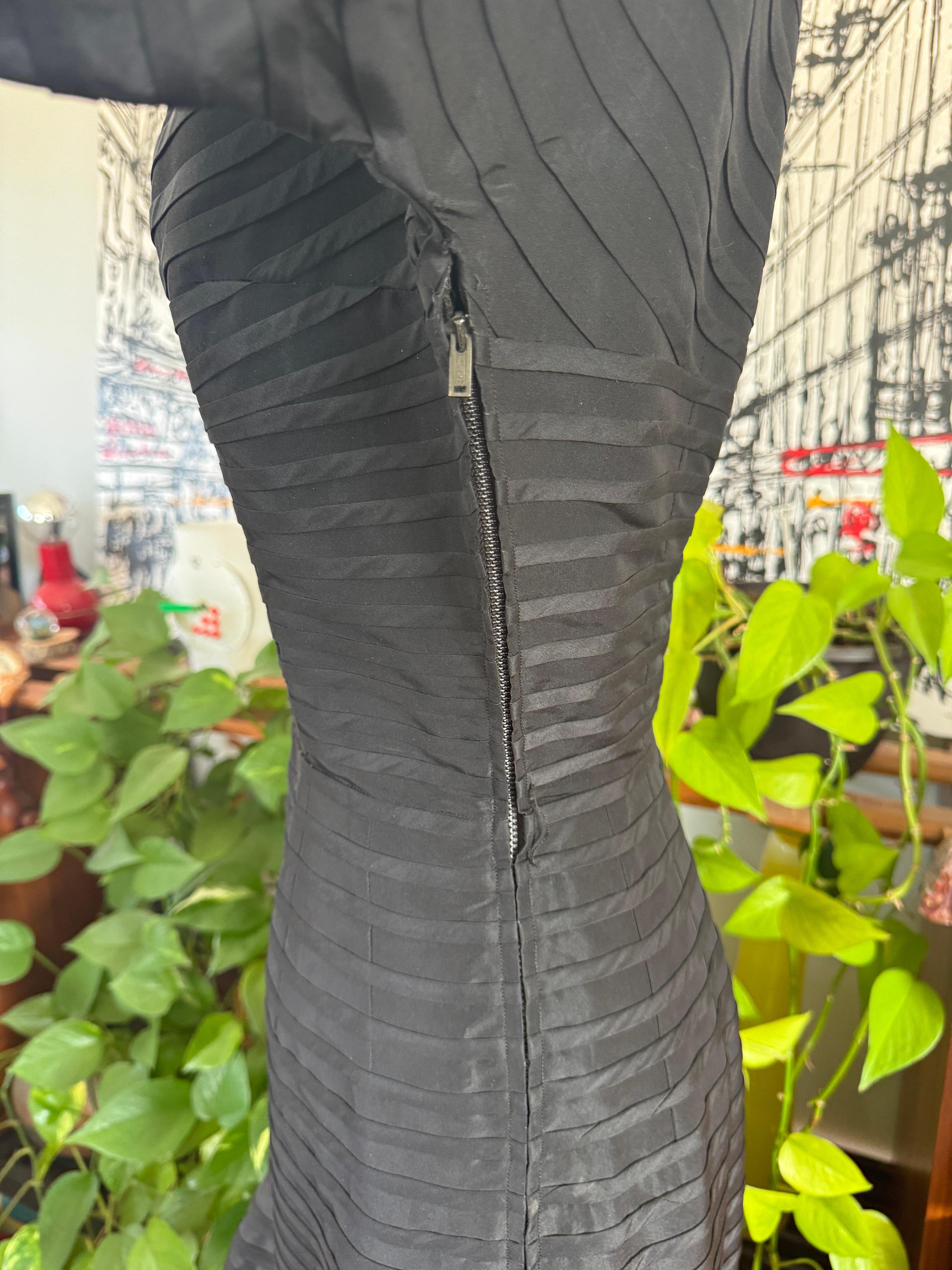Vestido negro de cola de pez años 50 Vintage Ben Reig en venta 5