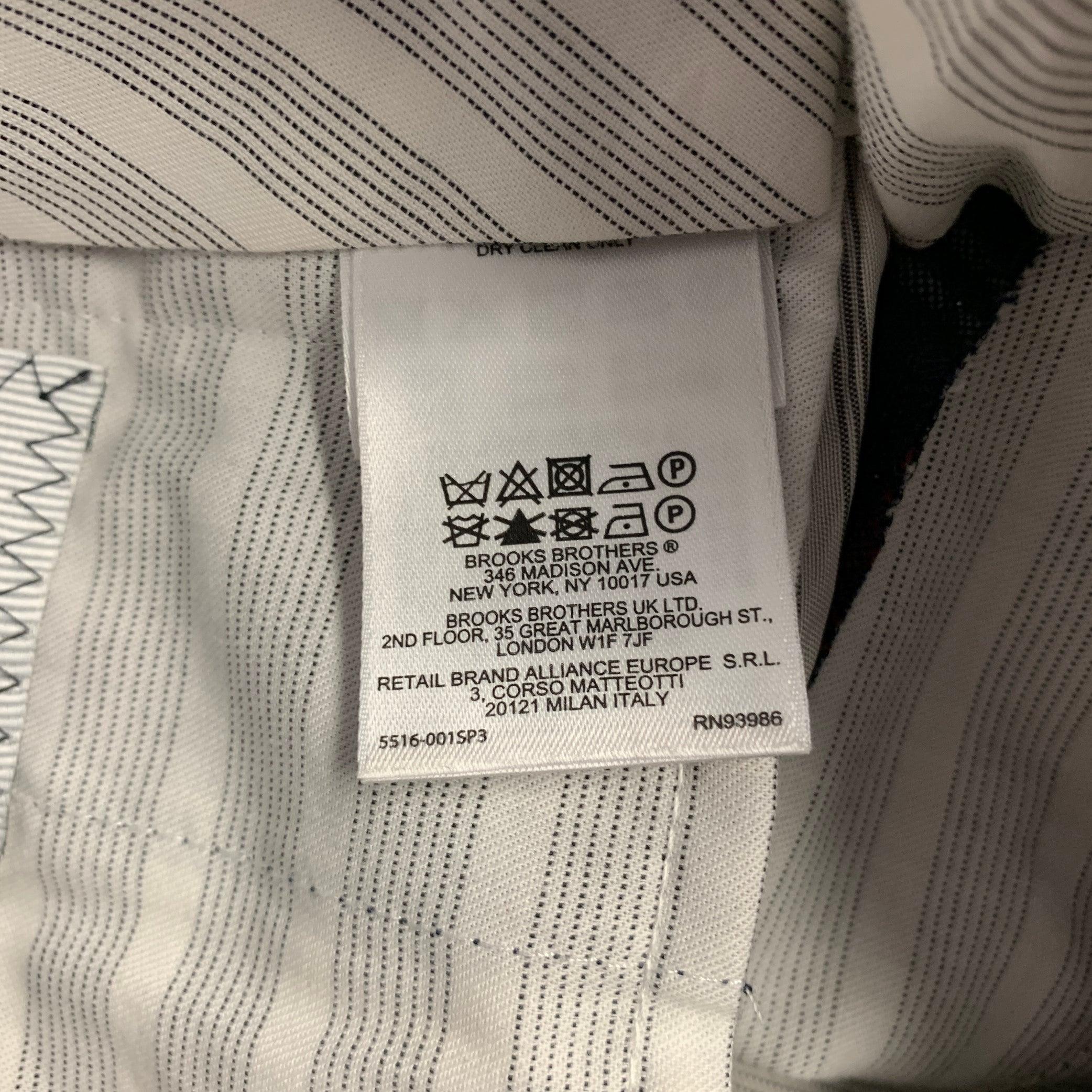 BLACK FLEECE Size 28 Burgundy Navy Plaid Wool Zip Fly Dress Pants In Good Condition For Sale In San Francisco, CA