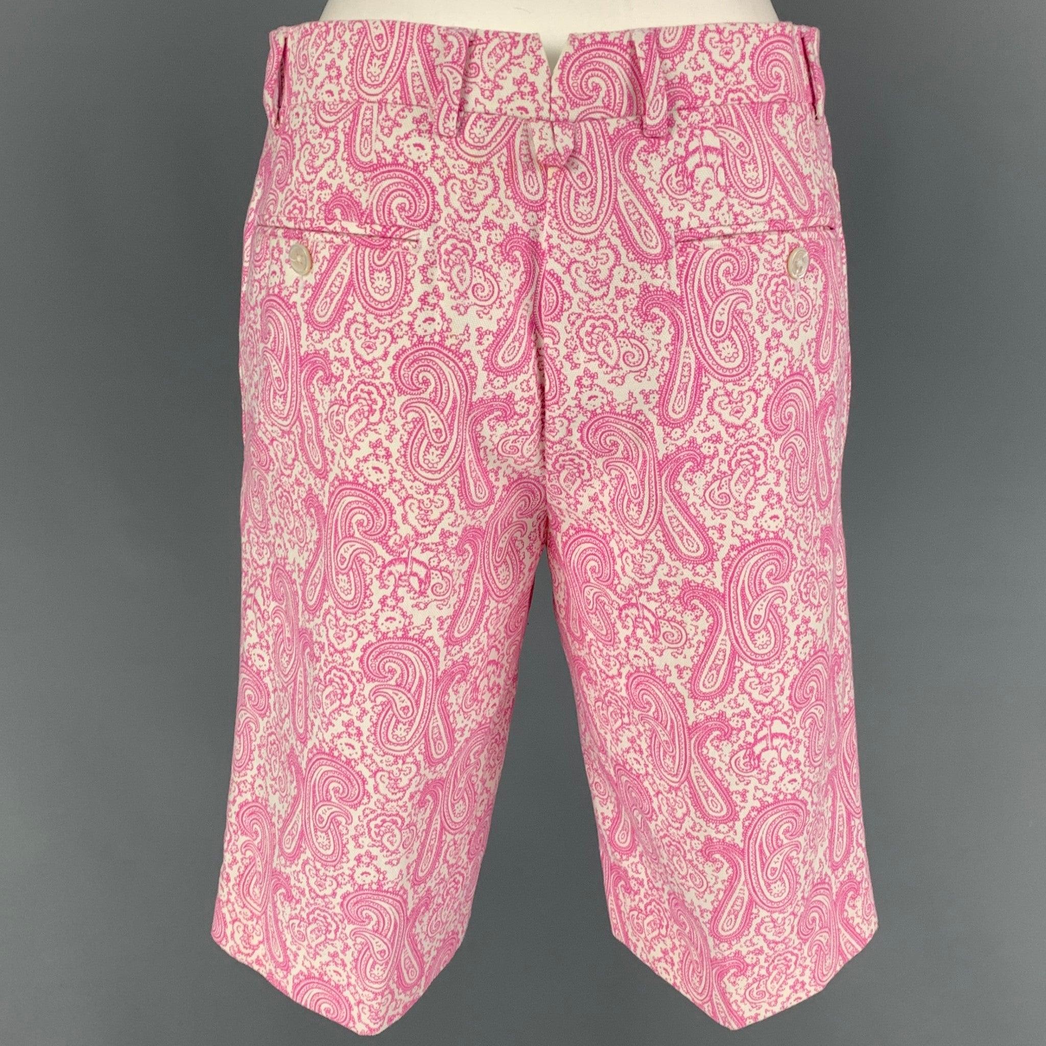 BLACK FLEECE shorts comes in a pink & white paisley cotton featuring a front tab, front mini pocket, and a button fly closure.
Very Good
Pre-Owned Condition. 

Marked:   BB0  

Measurements: 
  Waist: 28 inches  Rise: 10 inches  Inseam: 12 inches 
 