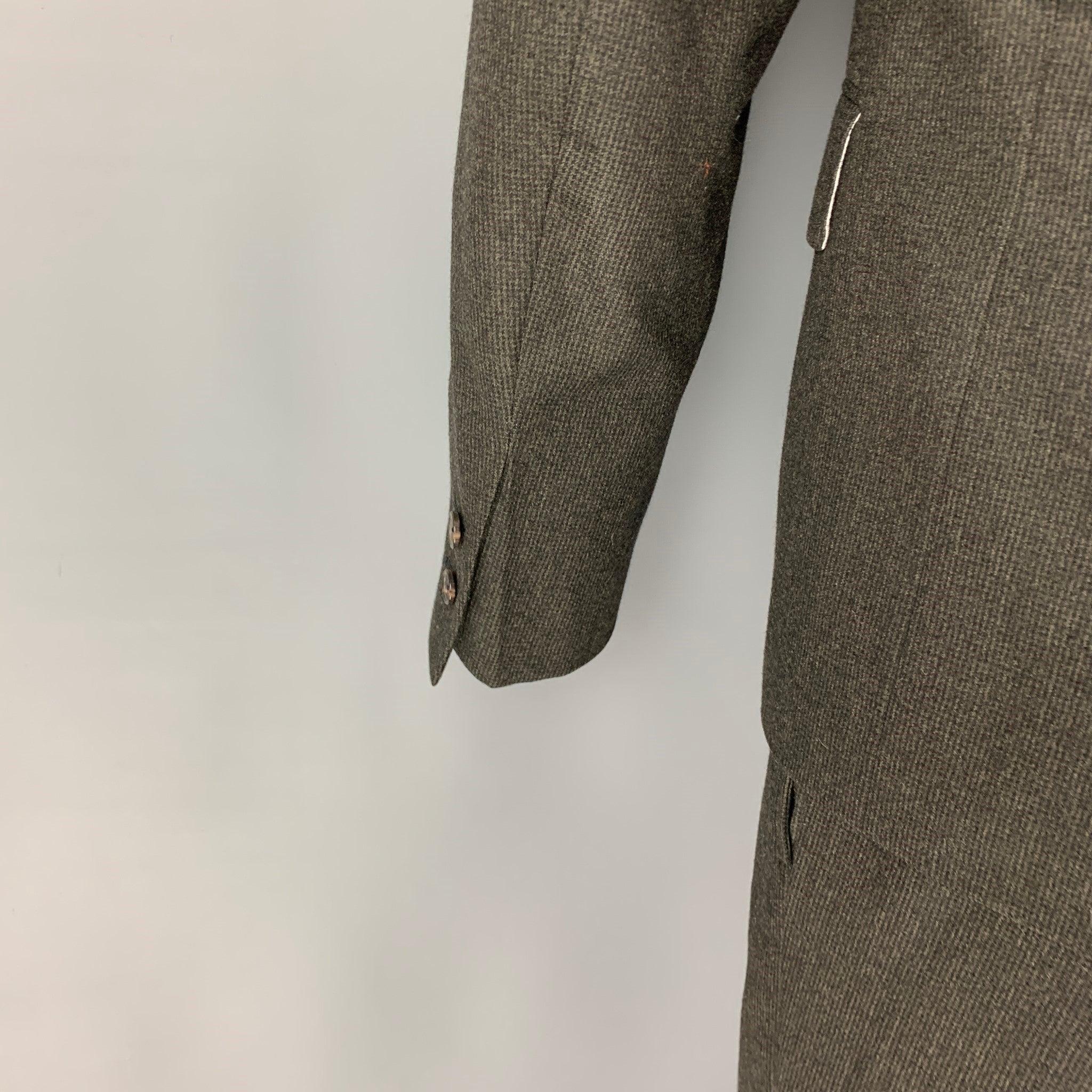 Black Fleece Taille 38 Gris Charcoal Grid Wool Notch Lapel 31 31 Suit en vente 1