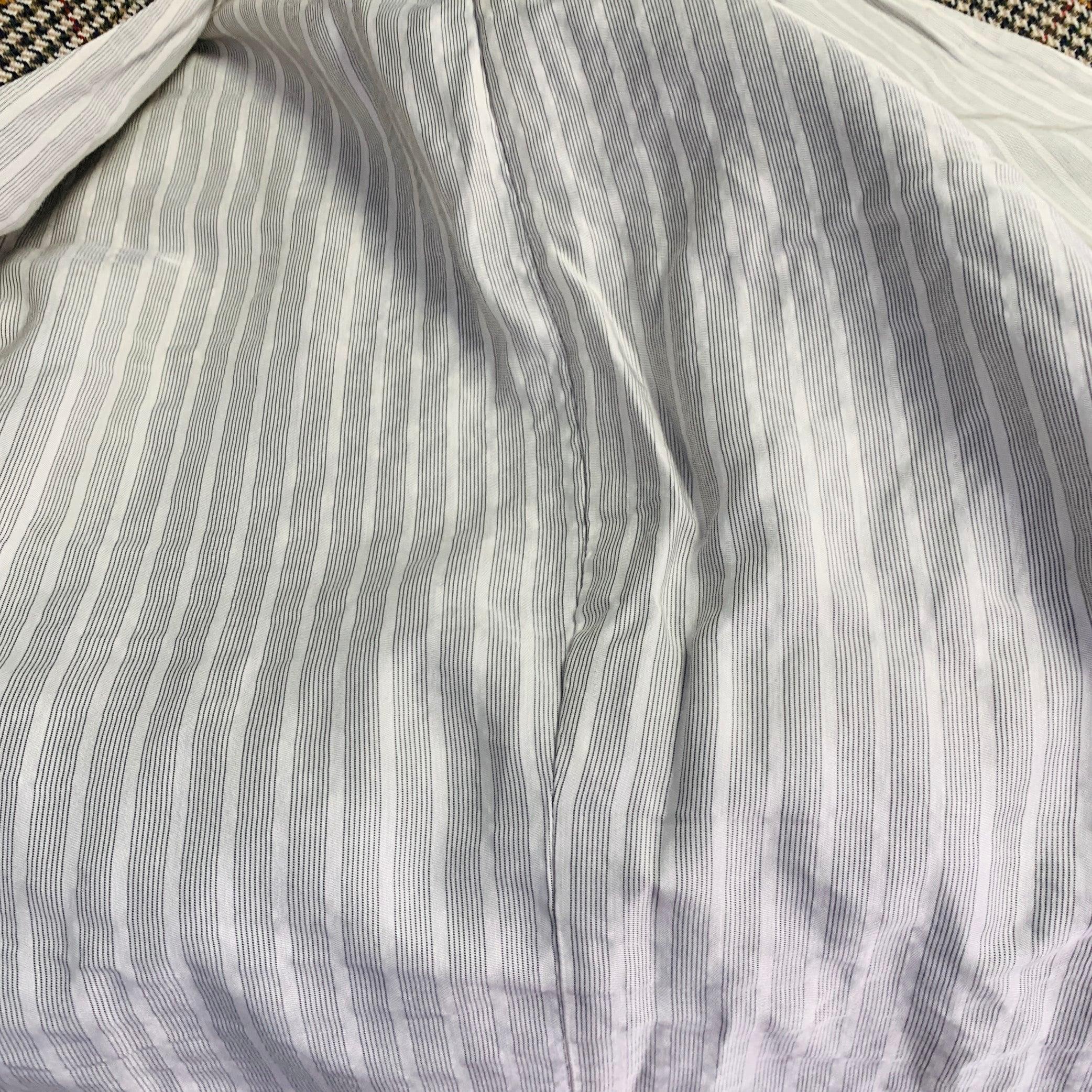 BLACK FLEECE Größe 40 Beige Mehrfarbig Hahnentritt Wolle Zweireiher Trenchcoat mit Gürtel im Angebot 2