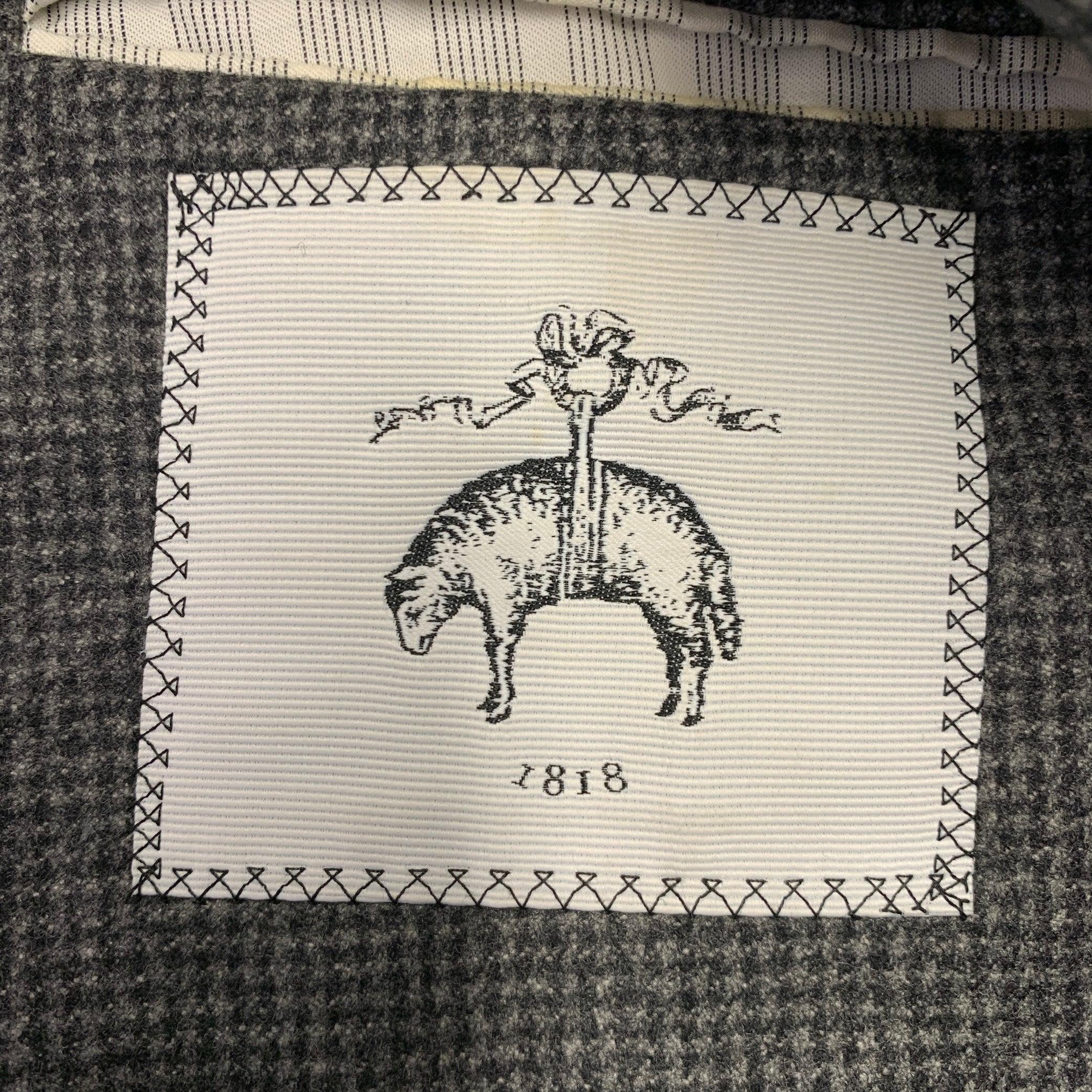 BLACK FLEECE Size 40 Grey Charcoal Grid Wool Notch Lapel Sport Coat For Sale 1