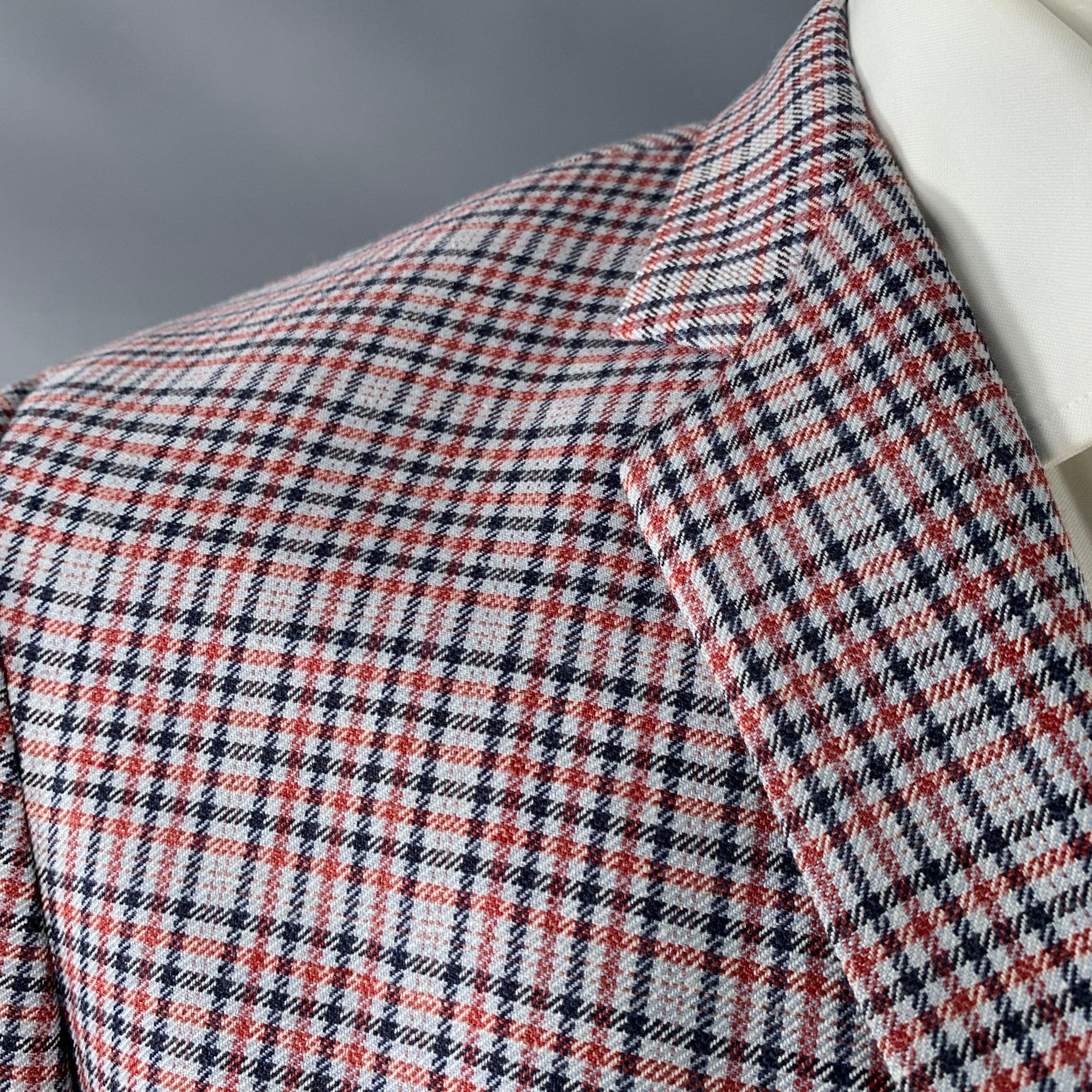 Black Fleece Taille 42 Regular Grey Red Black Plaid Sport Coat en vente 3