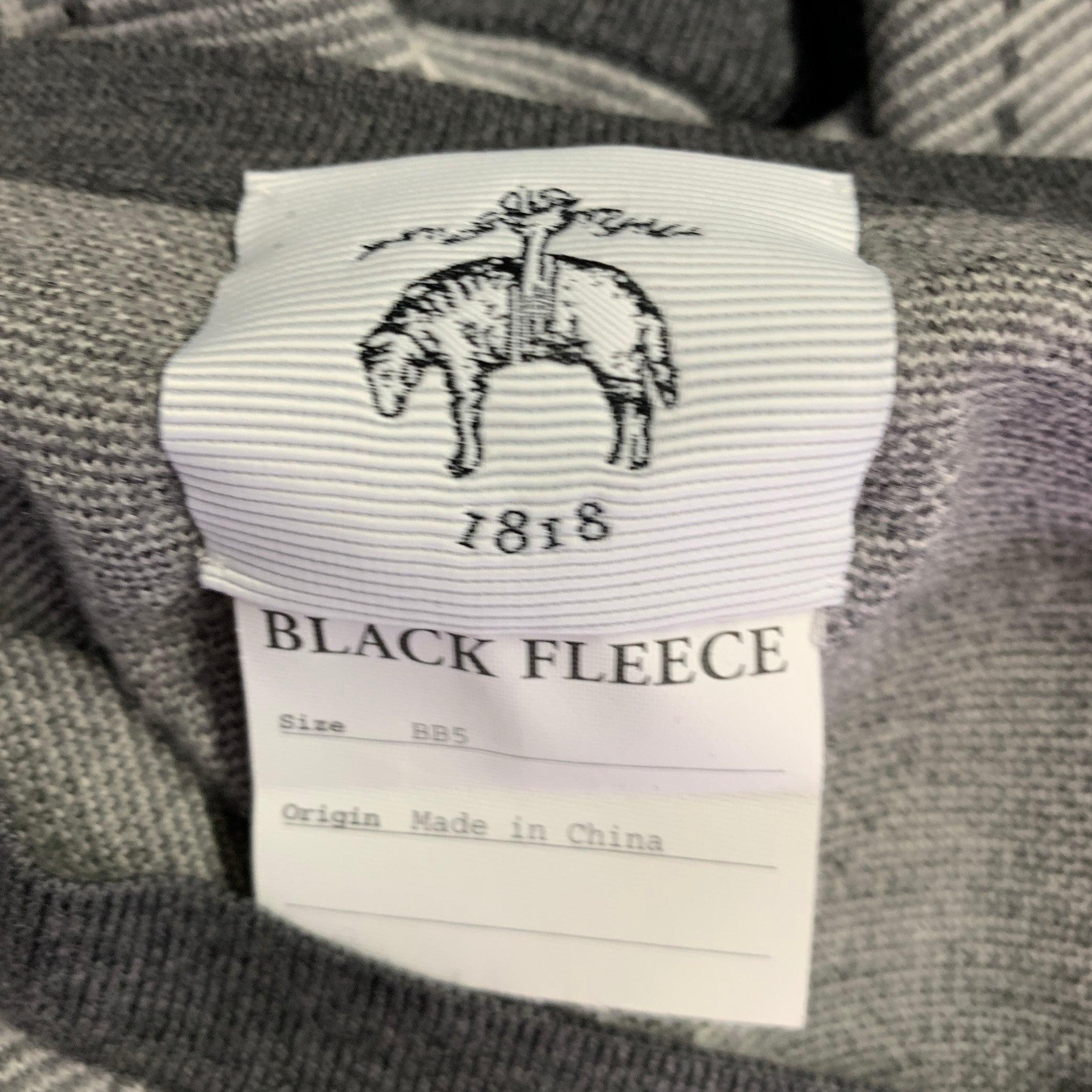 Men's BLACK FLEECE Size XXL Grey White Diamond Wool Blend V-Neck Pullover For Sale