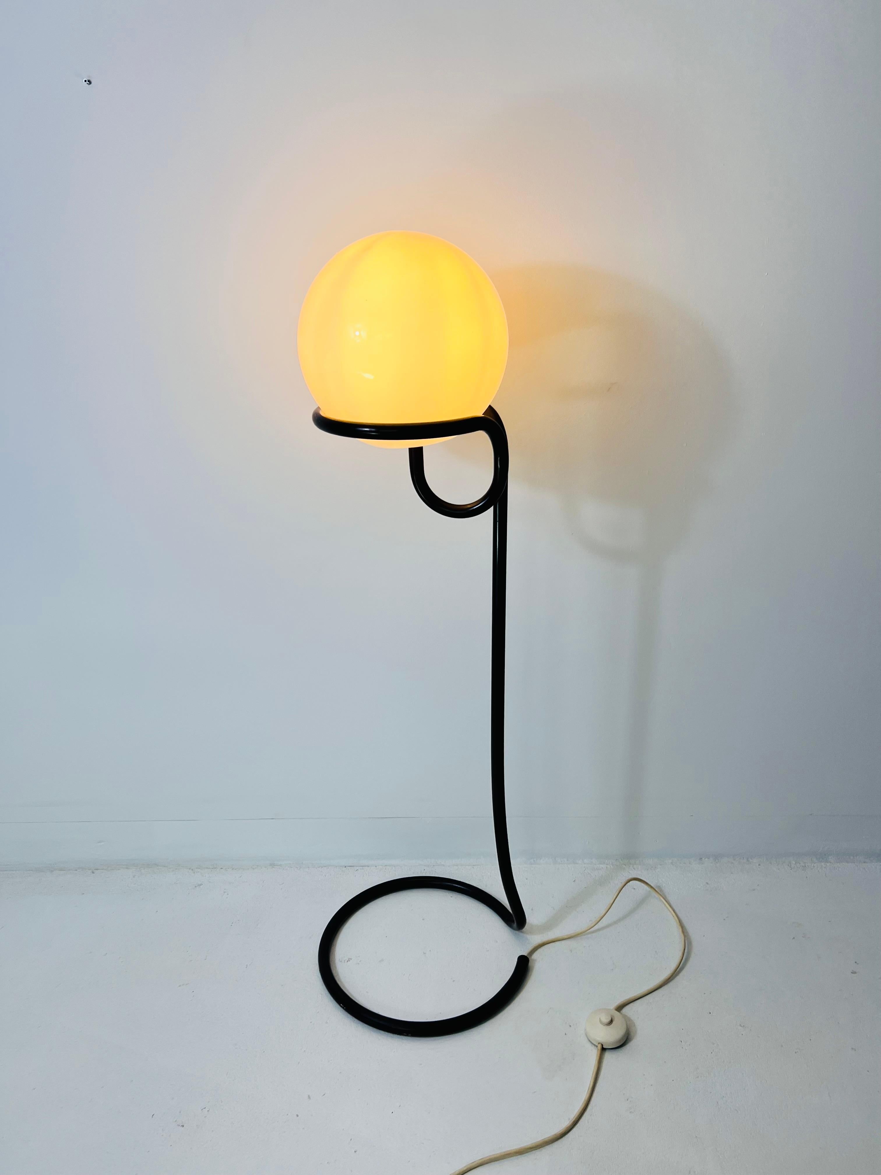 Black Floor Lamp Globe by Aldo van den Nieuwelaar for Domani Designs, Amsterdam For Sale 2