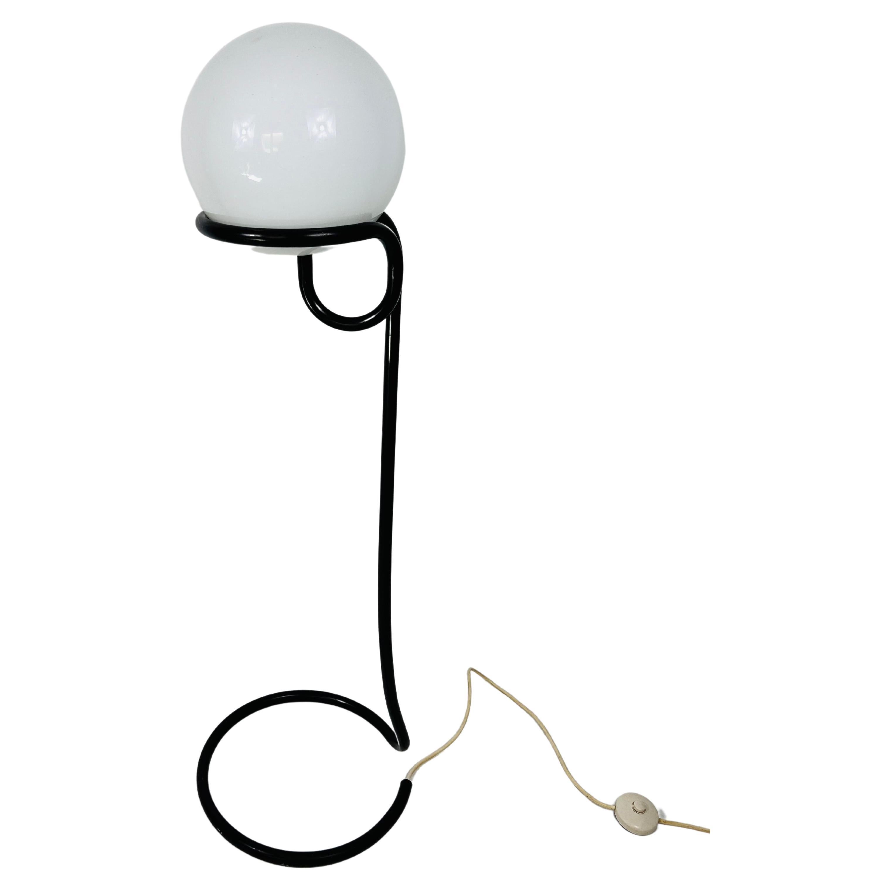 Schwarze Stehlampe Globe von Aldo van den Nieuwelaar für Domani Designs, Amsterdam