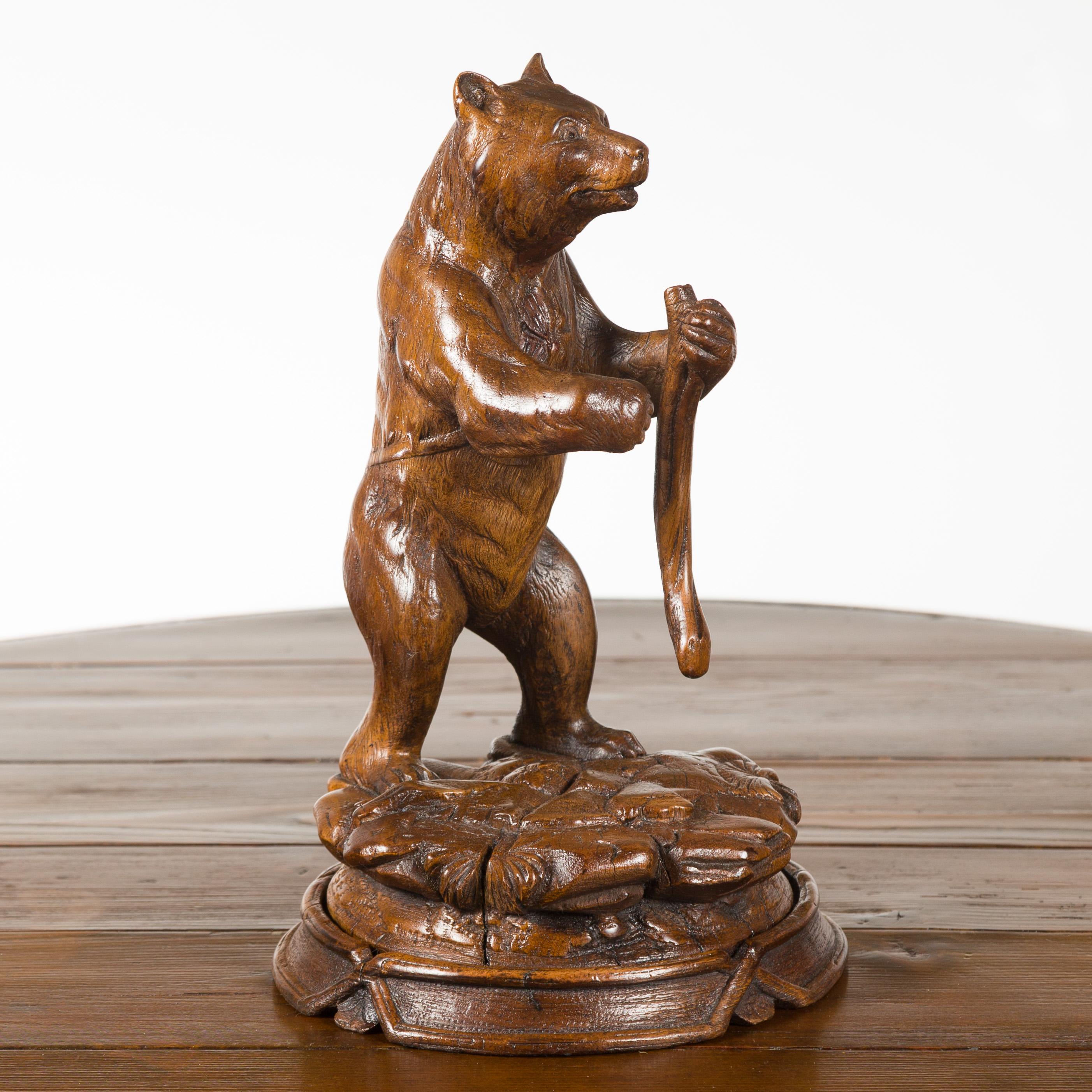 Black Forest 1890s Carved Wooden Bear Standing on a Circular Base For Sale 2