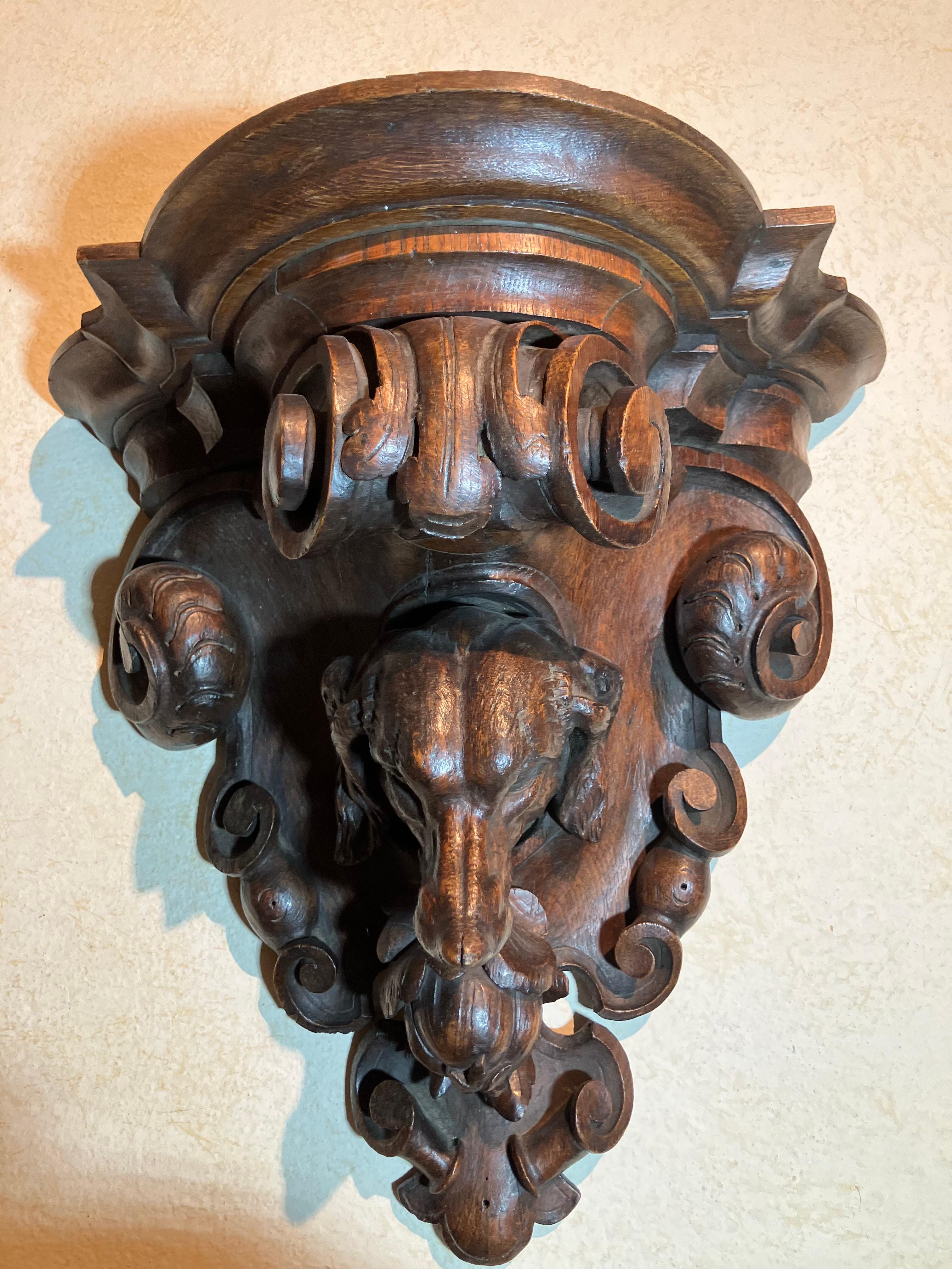 Exquisite Set of Four Antique Black Forest Solid Oak Wood Wall Brackets with Hunting-Themed Carvings

Price: €9000 is per 1 pair

This impressively carved set of four solid oak wall brackets transports you to the heart of the Black Forest, where