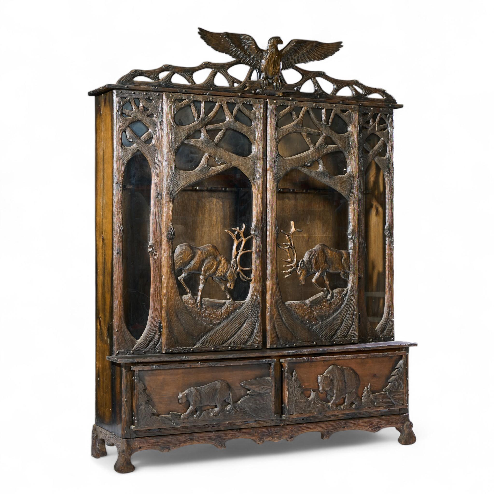 Armoire à fusils en noyer ancien Black Forest

Cette armoire mesure : 72,5 de large x 19 de profond x 91,5 de haut

Nous prenons nos photos dans un studio à éclairage contrôlé afin de montrer le plus de détails possible. Nous n'éliminons PAS les