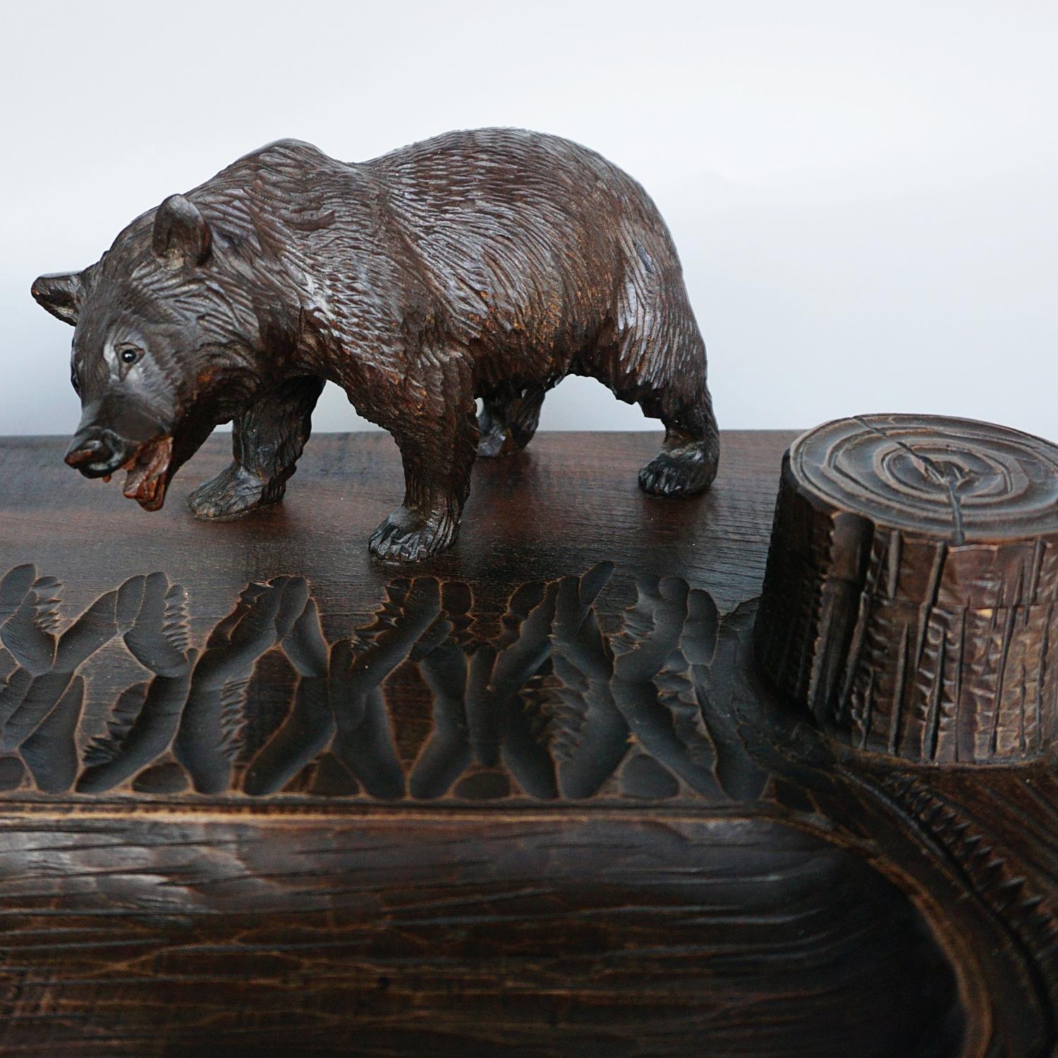 Black Forest Bear Inkwell Swiss Circa 1890 In Excellent Condition In Forest Row, East Sussex