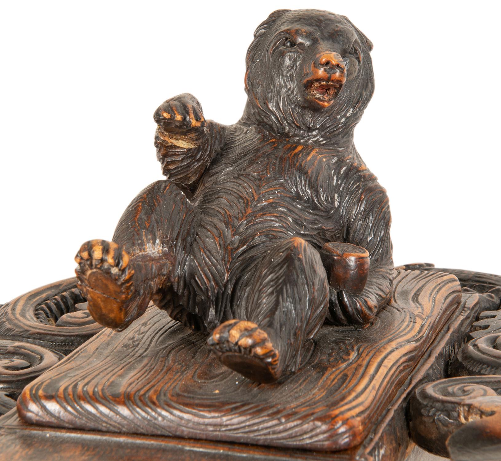 Black Forest Bear Side Table, Late 19th Century For Sale 3