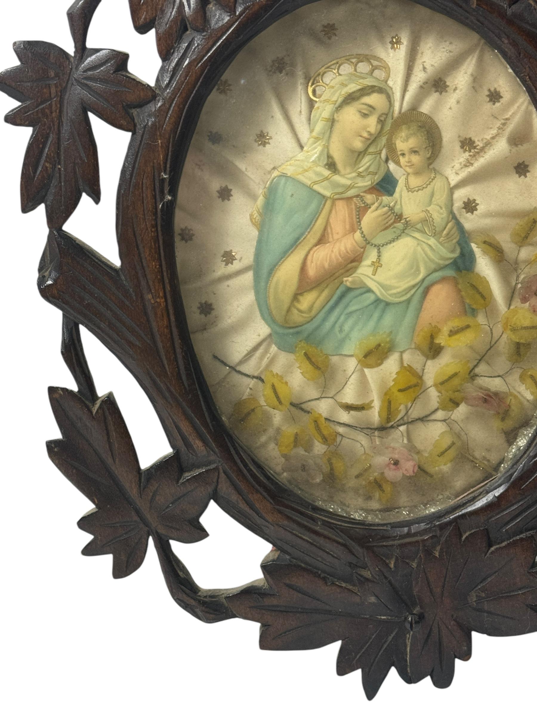 Black Forest Brienz wood carved Monastery Work Wall Decor, Antique Austria 1910s In Good Condition For Sale In Nuernberg, DE
