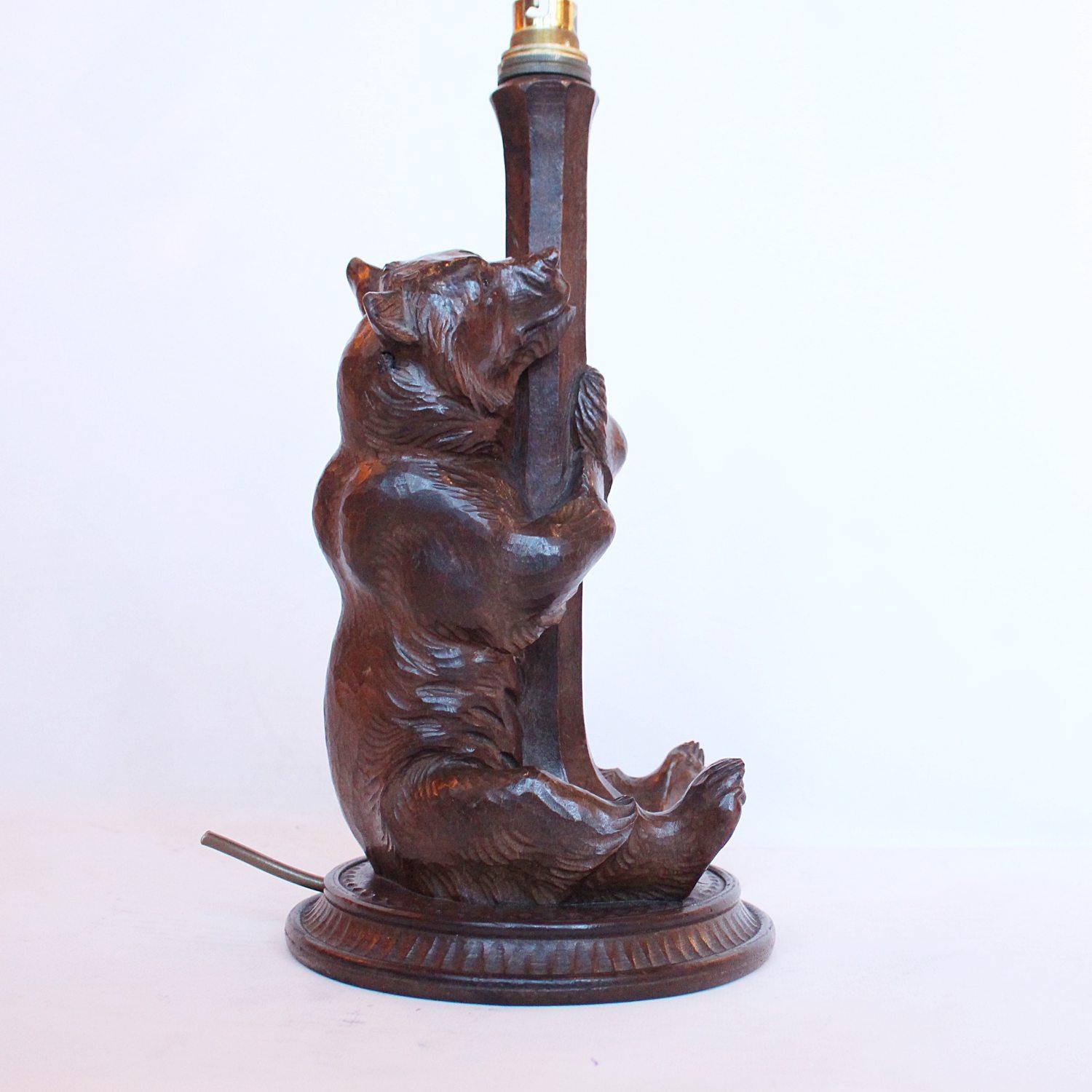 Black Forest Carved Bear Lamp In Good Condition In Forest Row, East Sussex