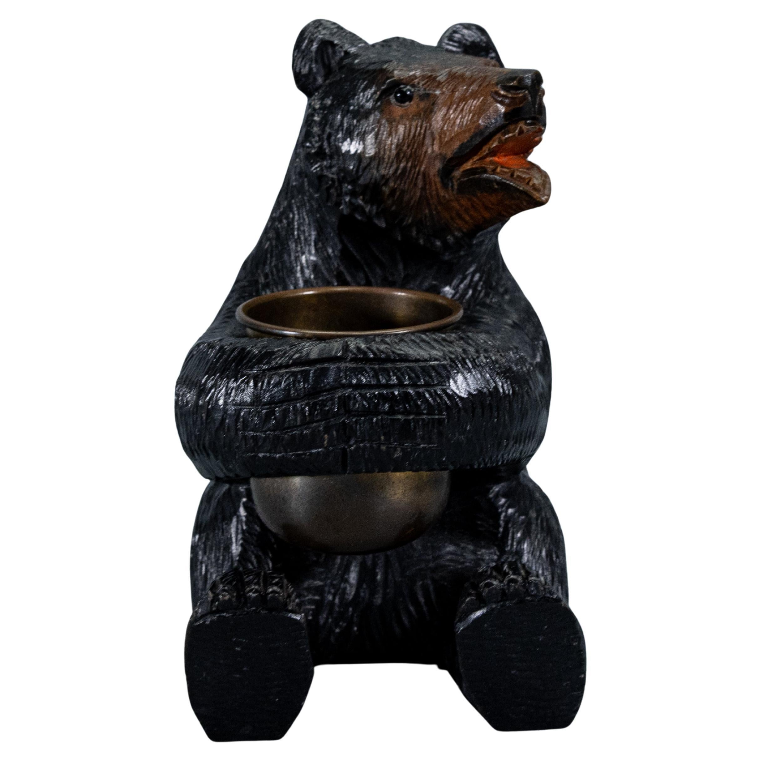 Black Forest Carved Bear Sculpture with Brass Bowl, Linden Wood, Germany, 1920
