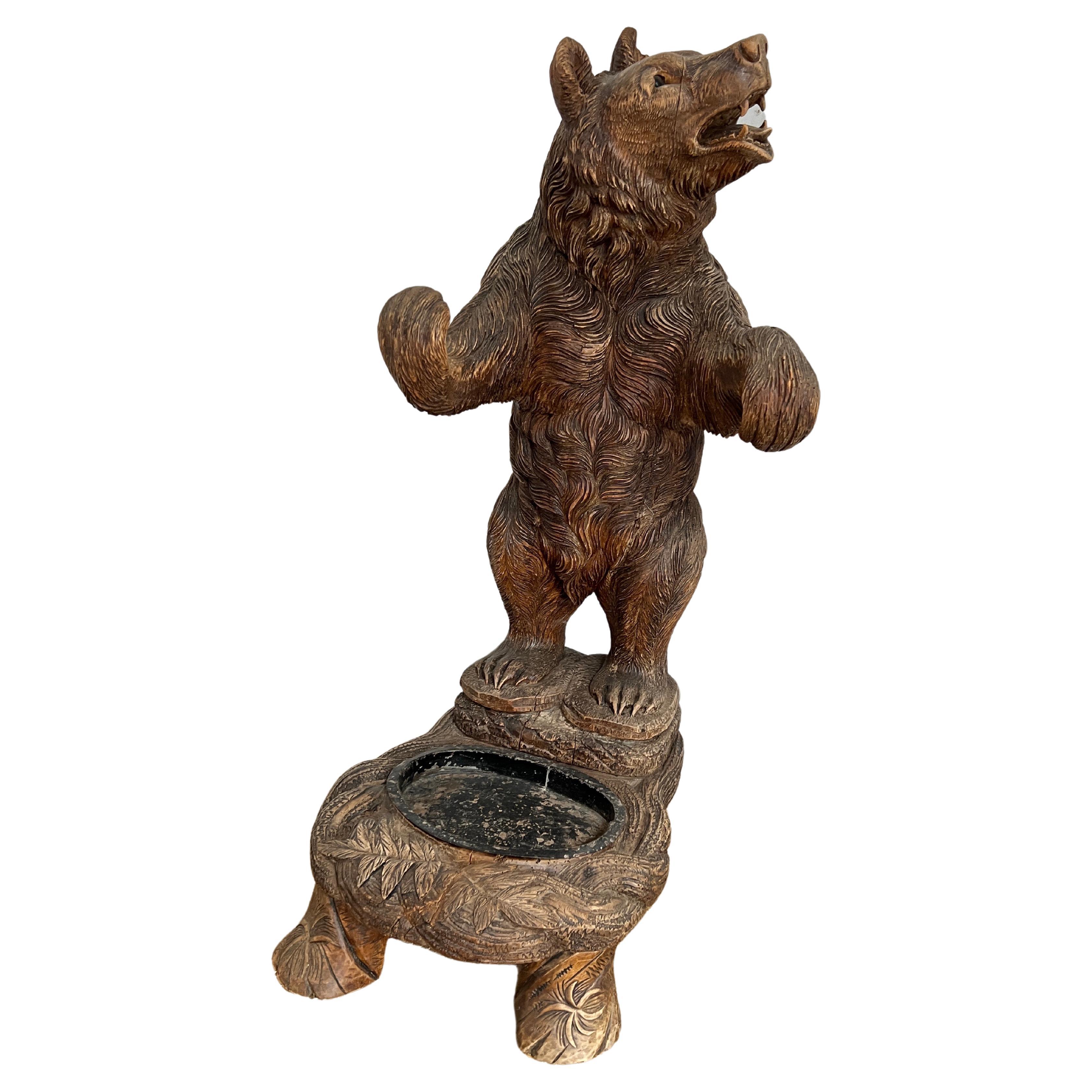 Antique HandCarved and Sizable Wooden Black Forest Bear Umbrella and Stick Stand For Sale at