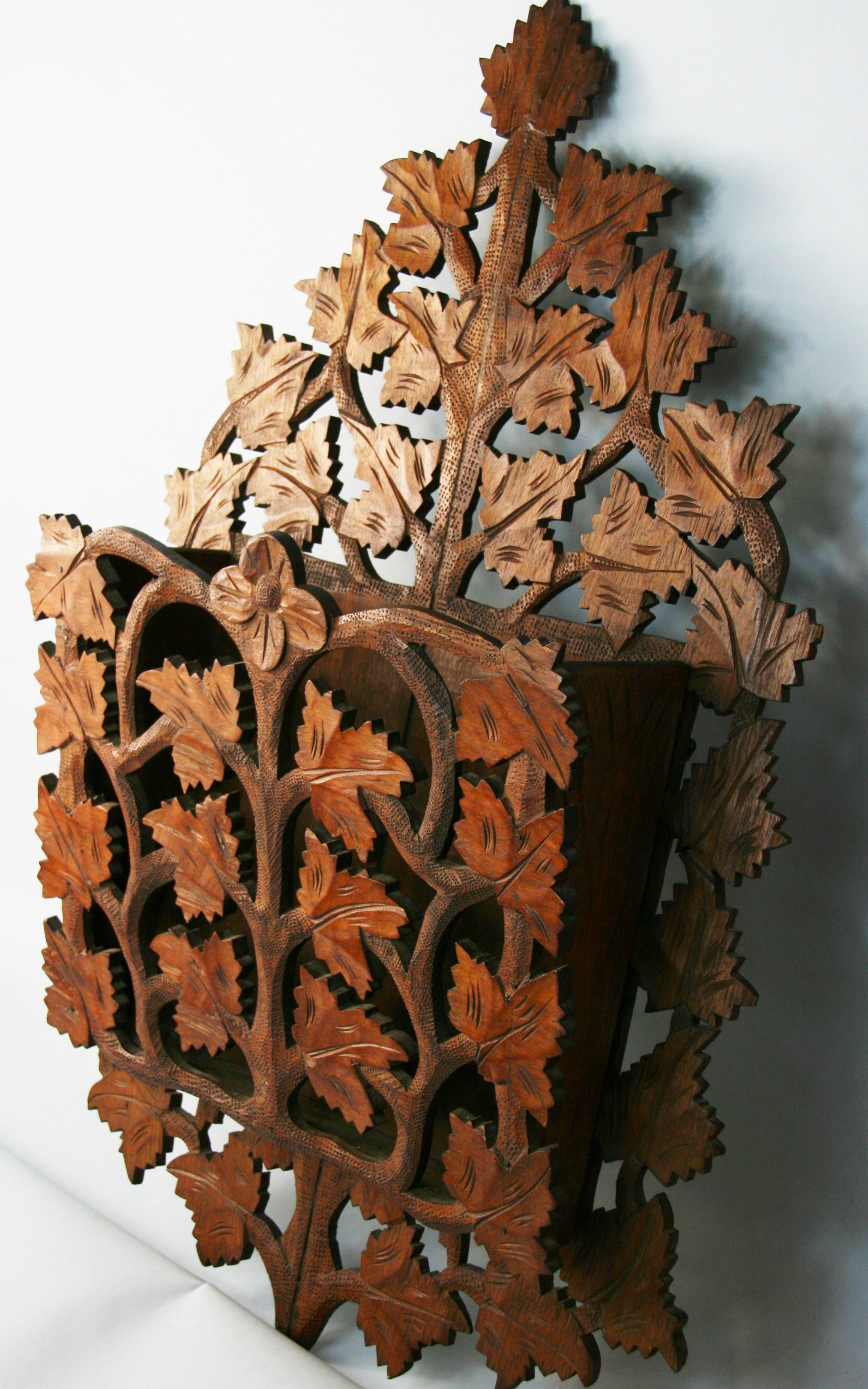 Early 20th Century Black Forest Carved Leaf Magazine Wall Rack/Wall Decoration