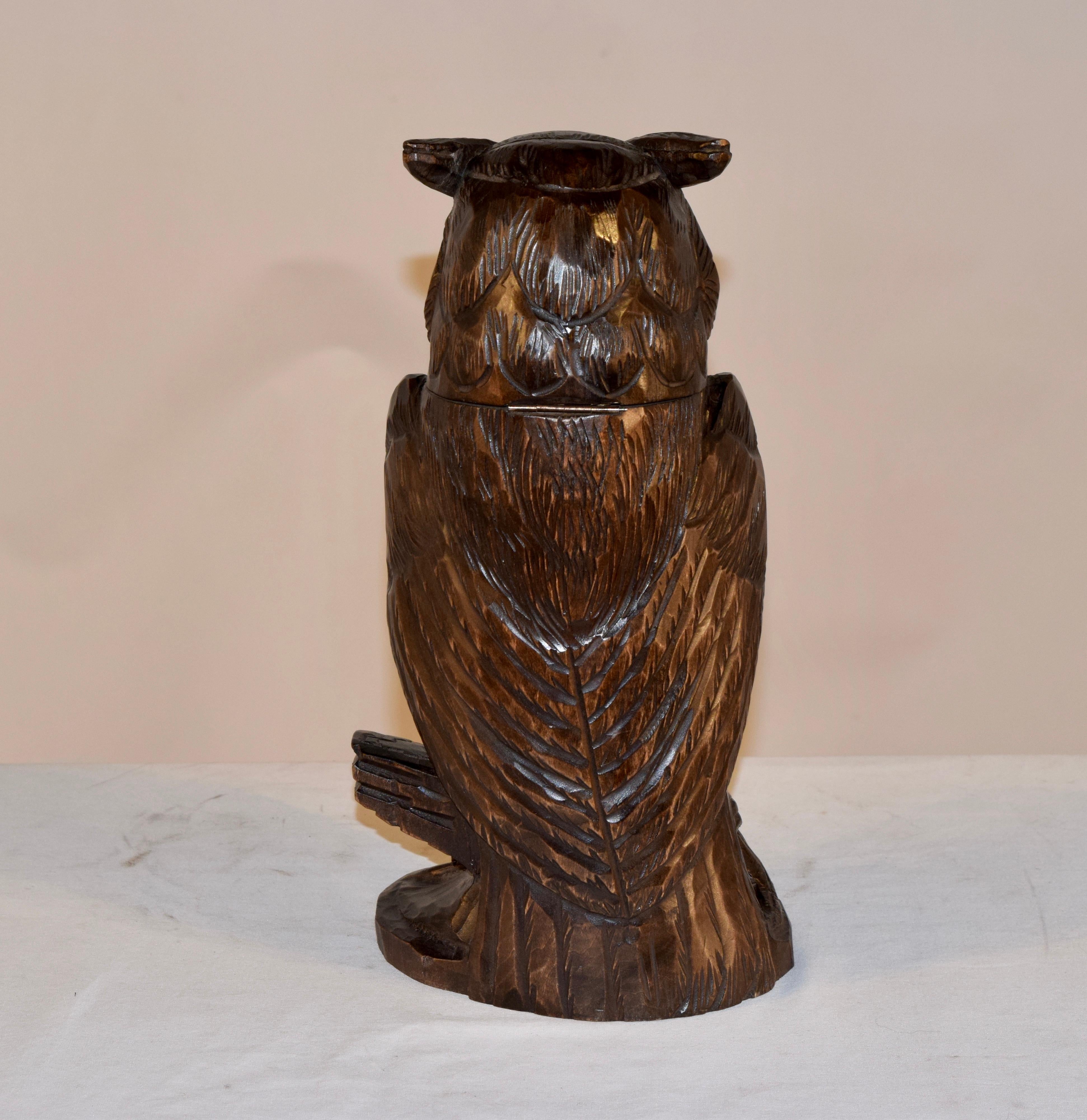 Hand-Carved Black Forest Carved Owl Humidor, circa 1900