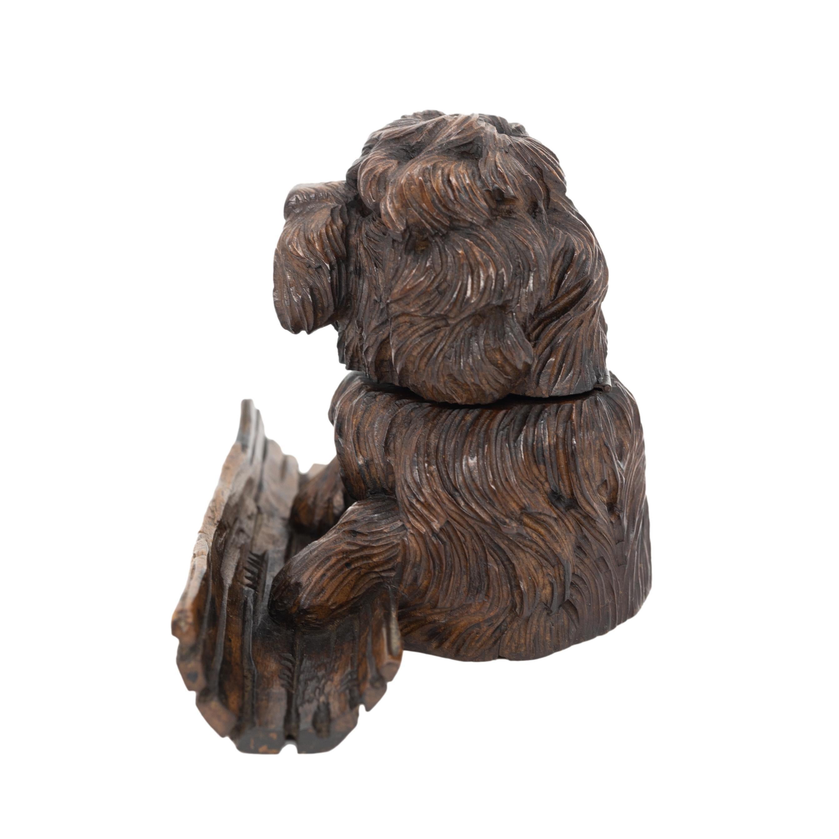 Black Forest Carved Terrier Inkwell, Hinged Lid, with Pen Tray, Swiss, ca. 1880 For Sale 3