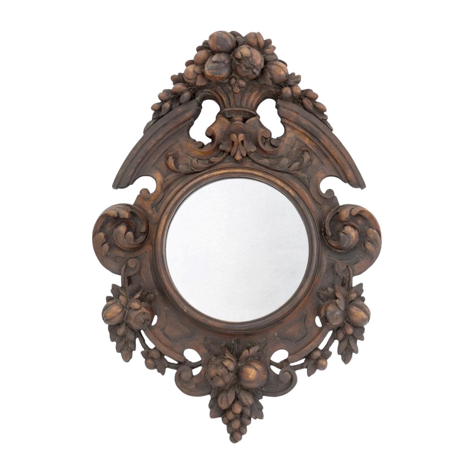 Miroir mural en noyer sculpté de style Black Forest, XIXe siècle