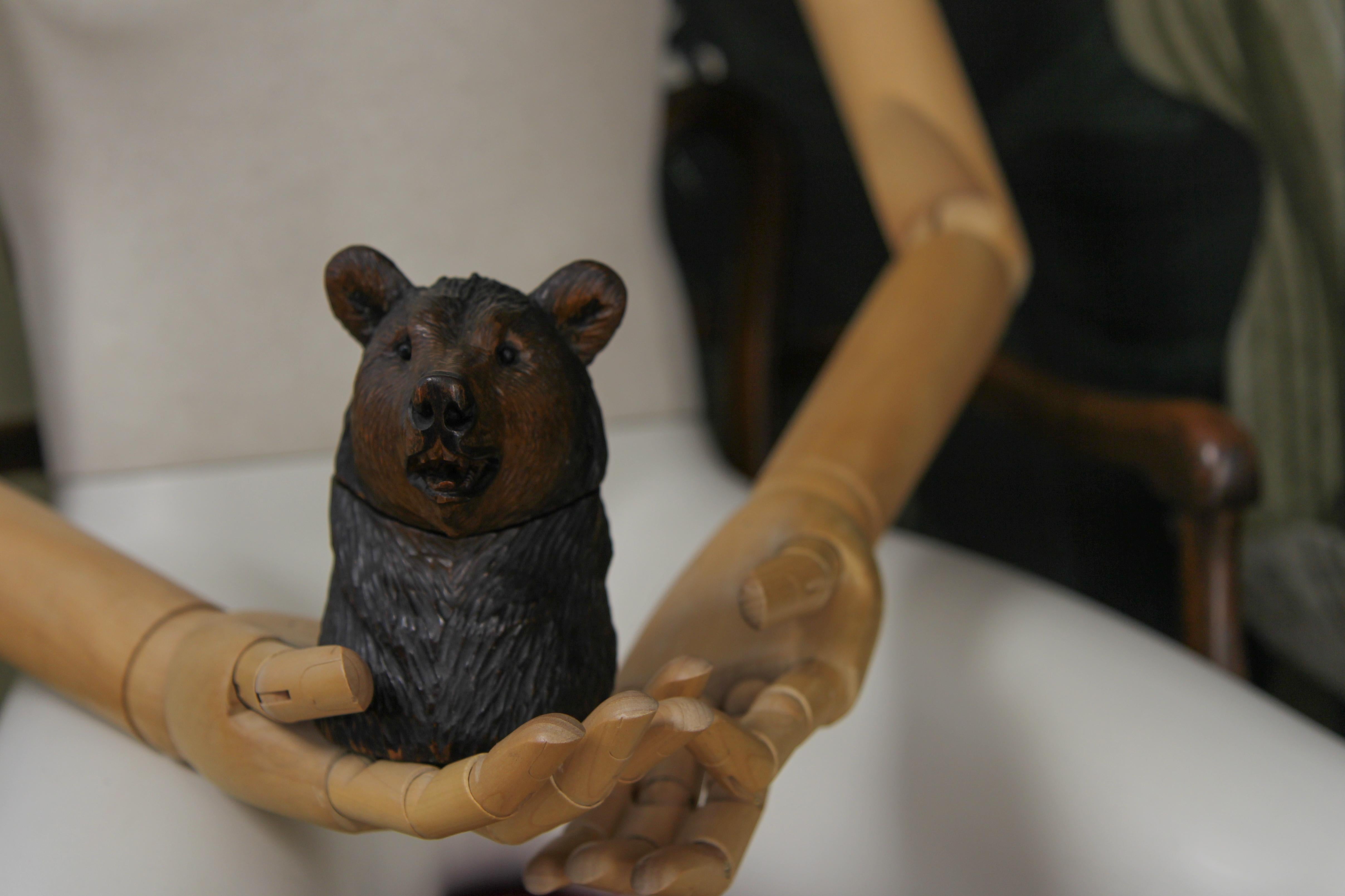 Black Forest Carved Wood Figural Humidor Bear Head with Glass Eyes For Sale 2