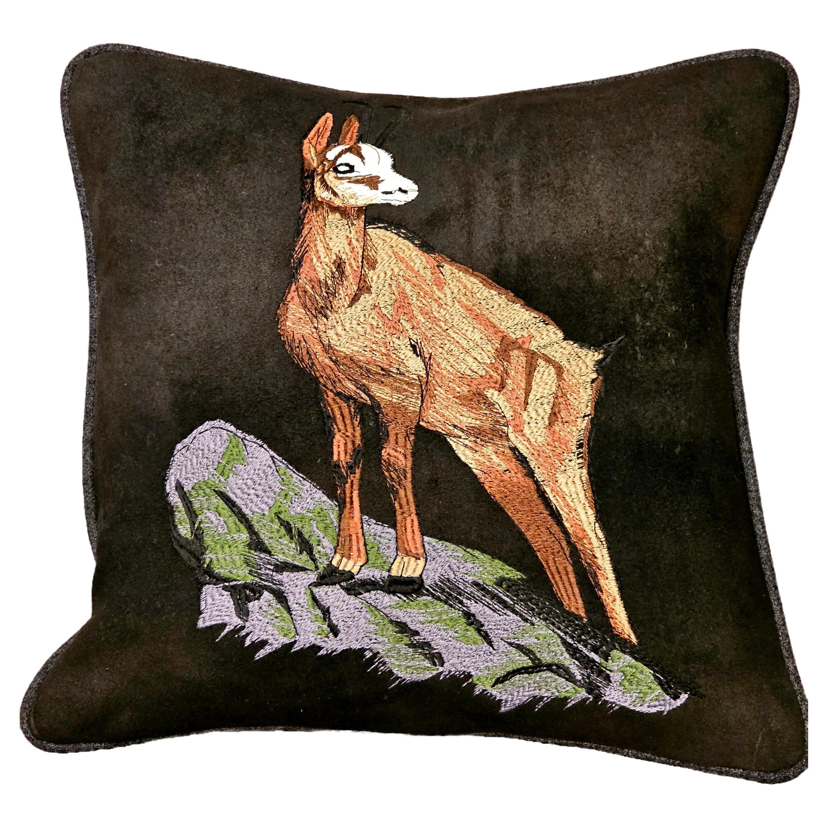 Black Forest Cushion Deer Leather Stitch by Stitch Sofina Boutique Kitzbuehel en vente