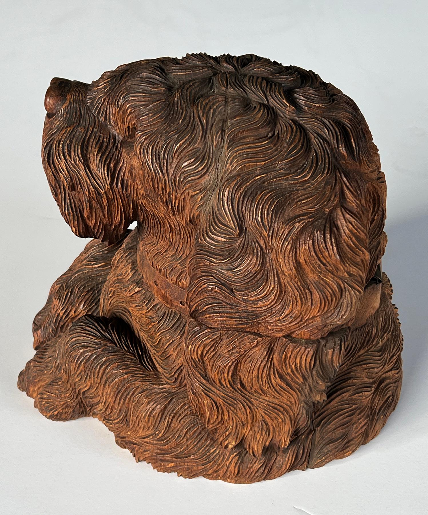 Sculpté à la main JAR à tabac en forme de tête de chien, sculpté à la main à la manière de Walter Mader, Black Forest en vente
