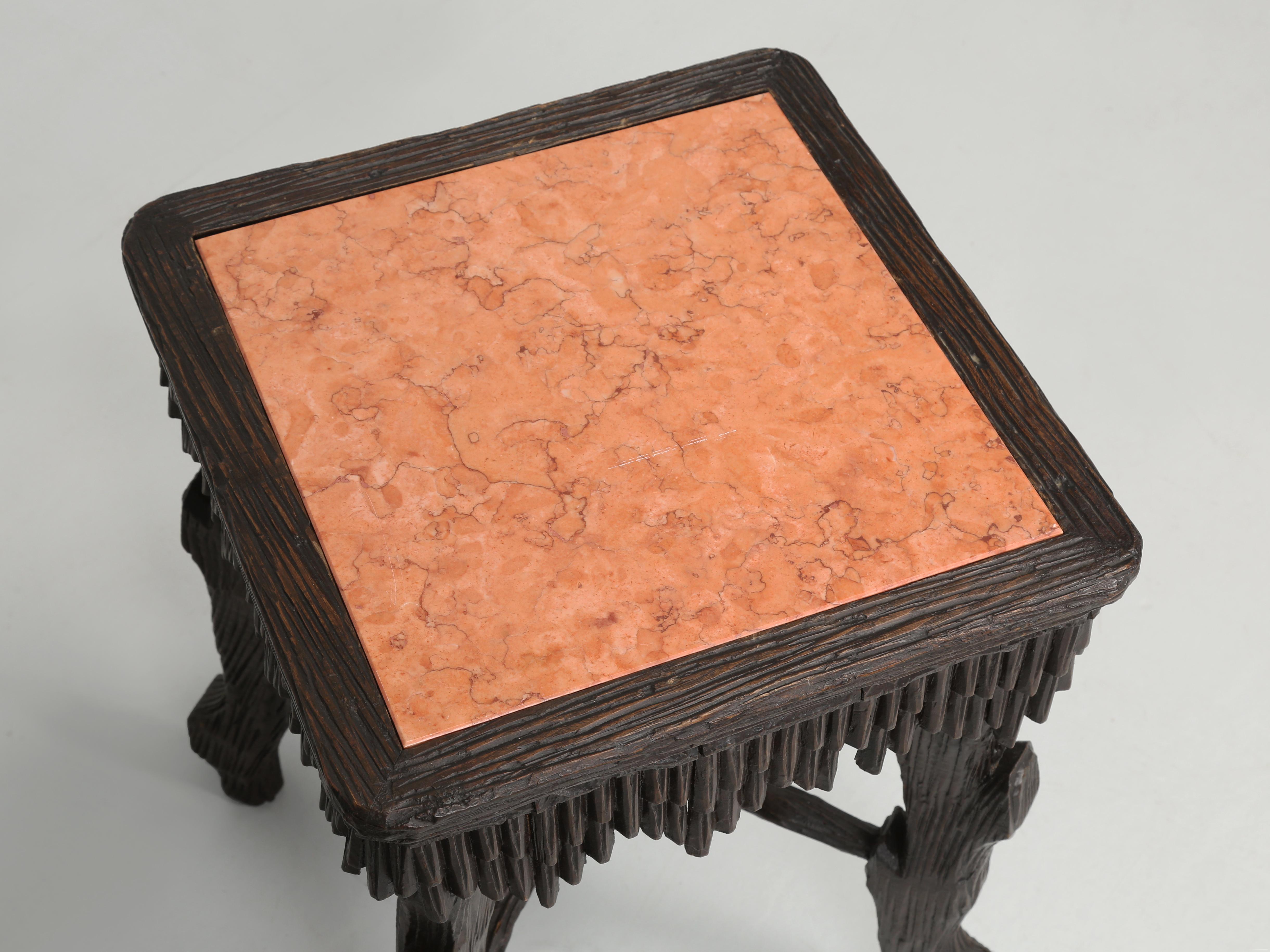 Black Forest Hand Carved Switzerland Pair of End Tables Marble Tops, circa 1800s In Good Condition For Sale In Chicago, IL