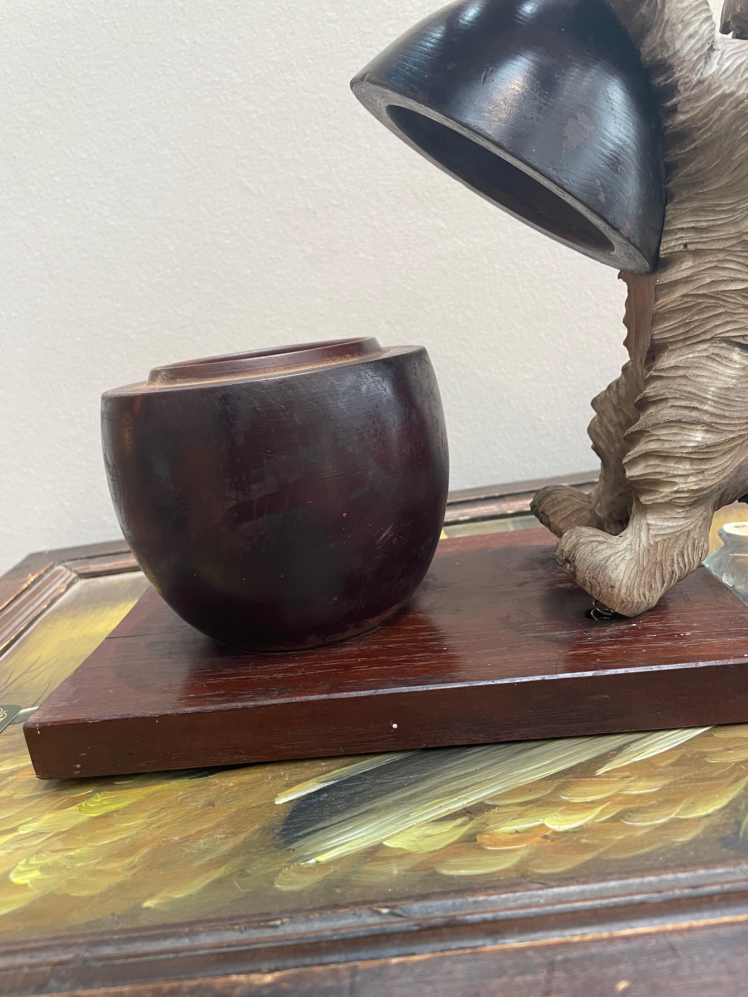 Black Forest Hand-Carved Wooden Terrier Box In Good Condition For Sale In Northport, MI