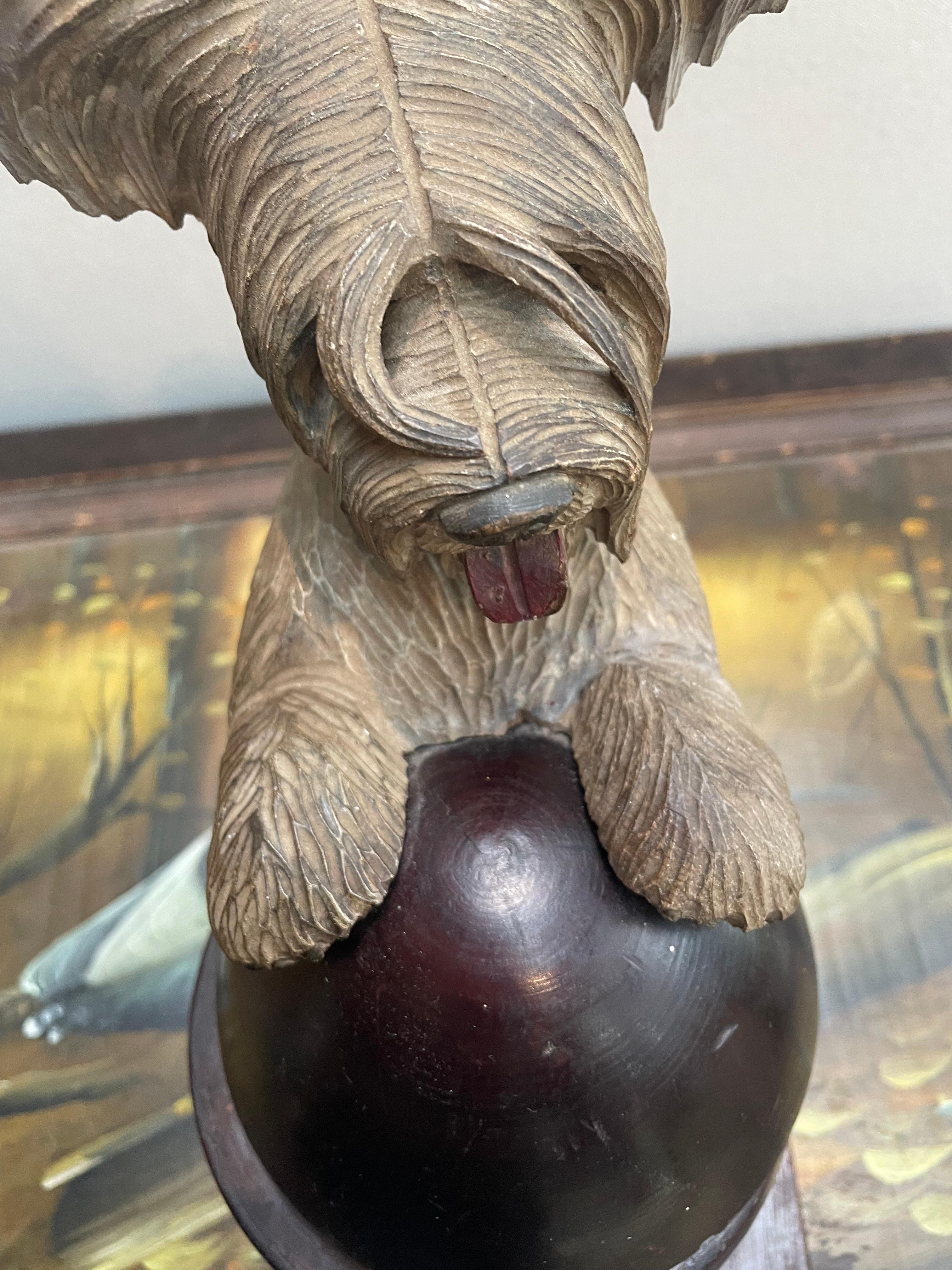 Black Forest Hand-Carved Wooden Terrier Box For Sale 2