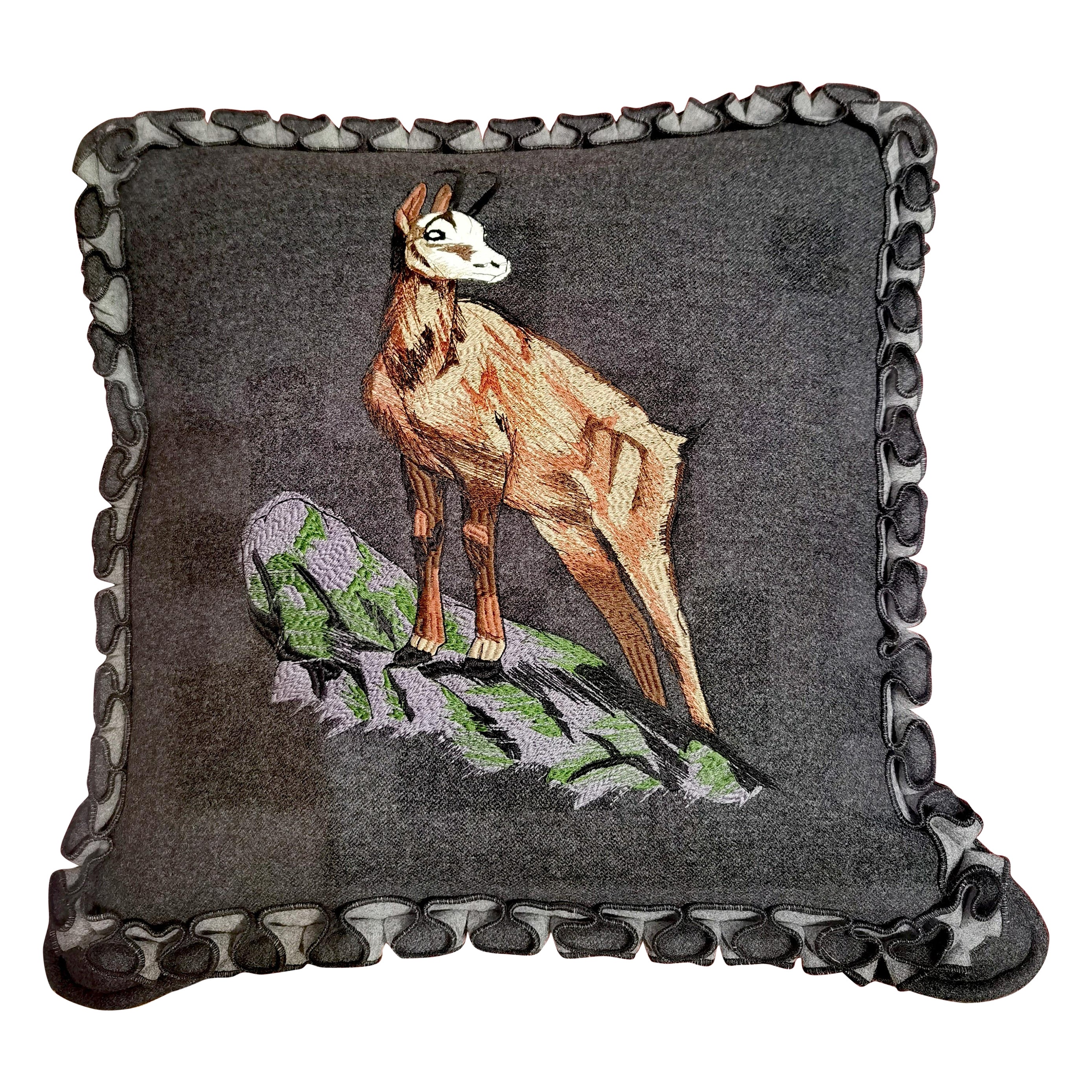 Cuscino Black Forest fatto a mano Scena di caccia Sofina Boutique Kitzbuehel
