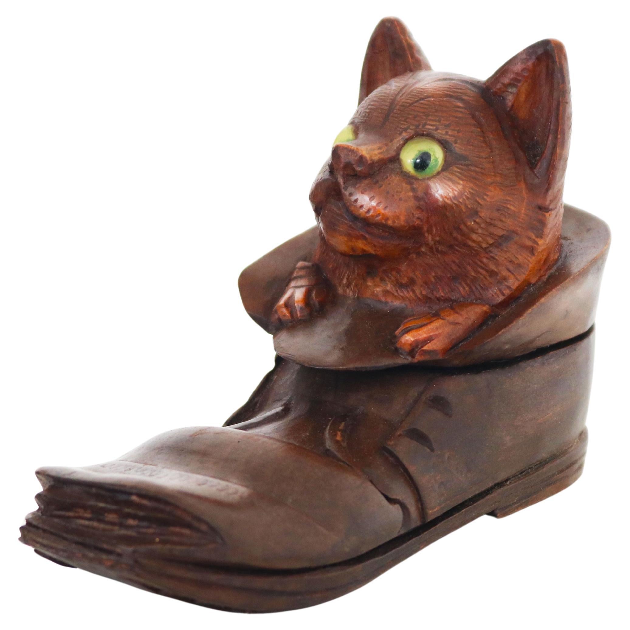 Encrier Black Forest chat en botte Suisse Antique 19ème siècle verre sculpté à la main en vente