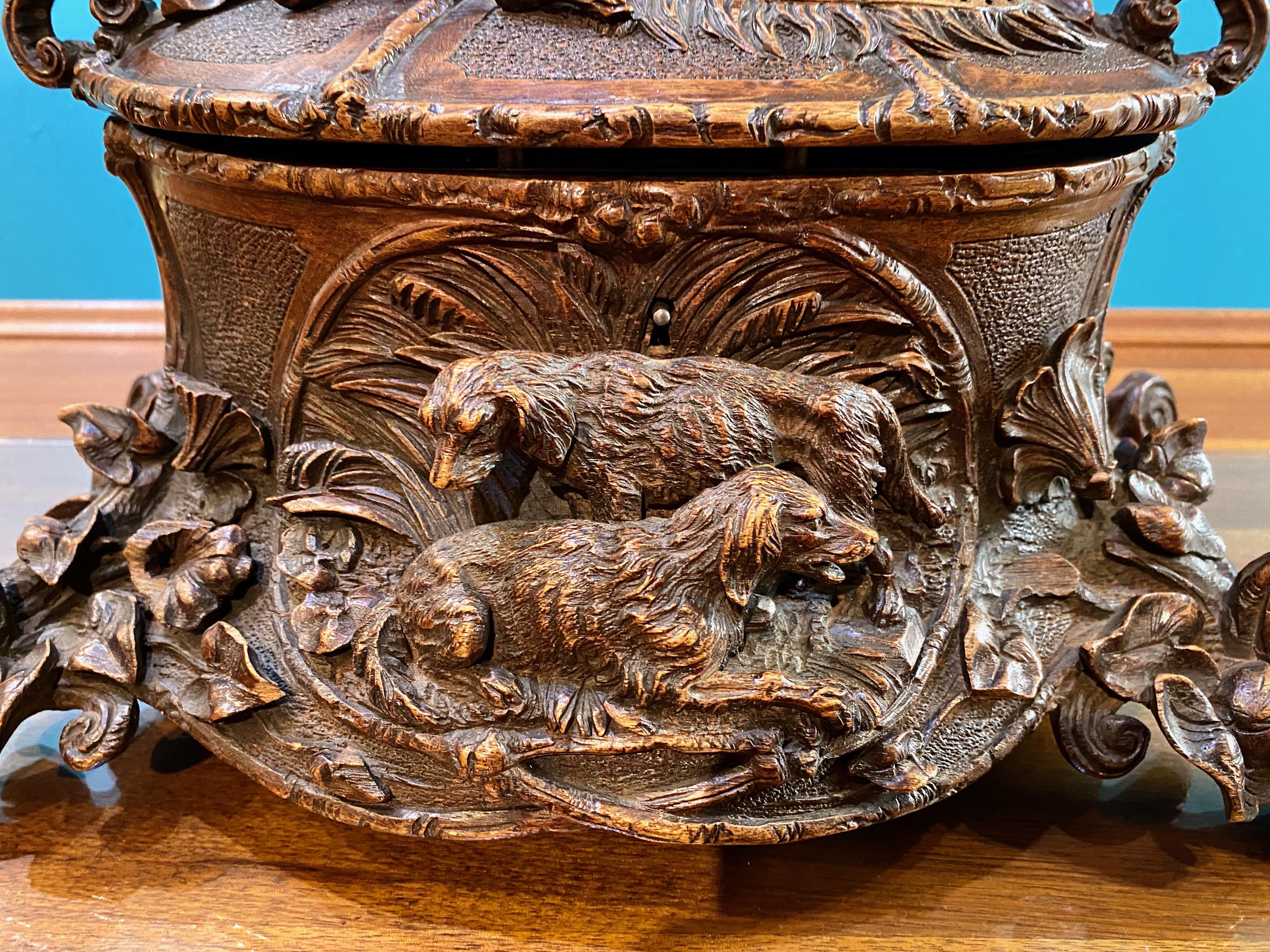 Hand-Carved Black Forest Jewelry Casket, 19th Century